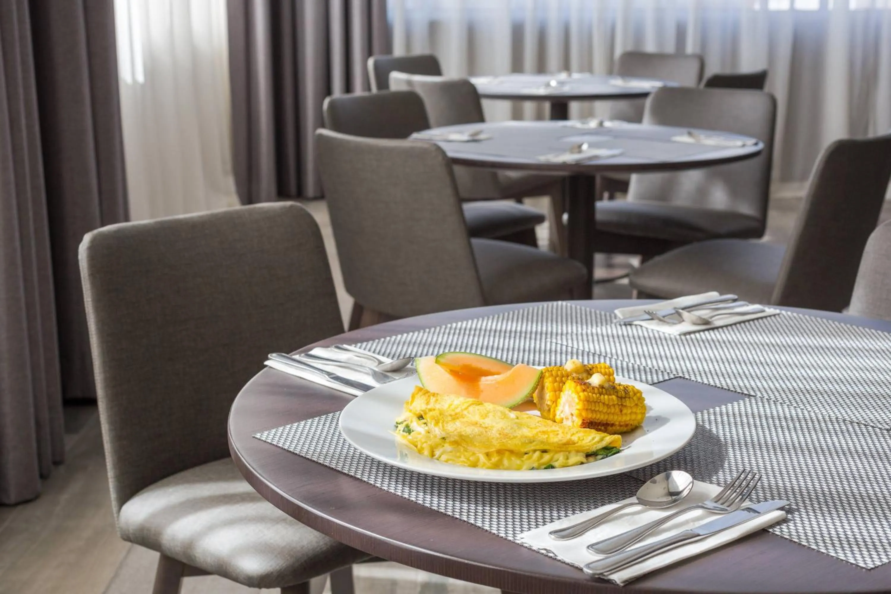 Breakfast in Courtyard by Marriott Chihuahua