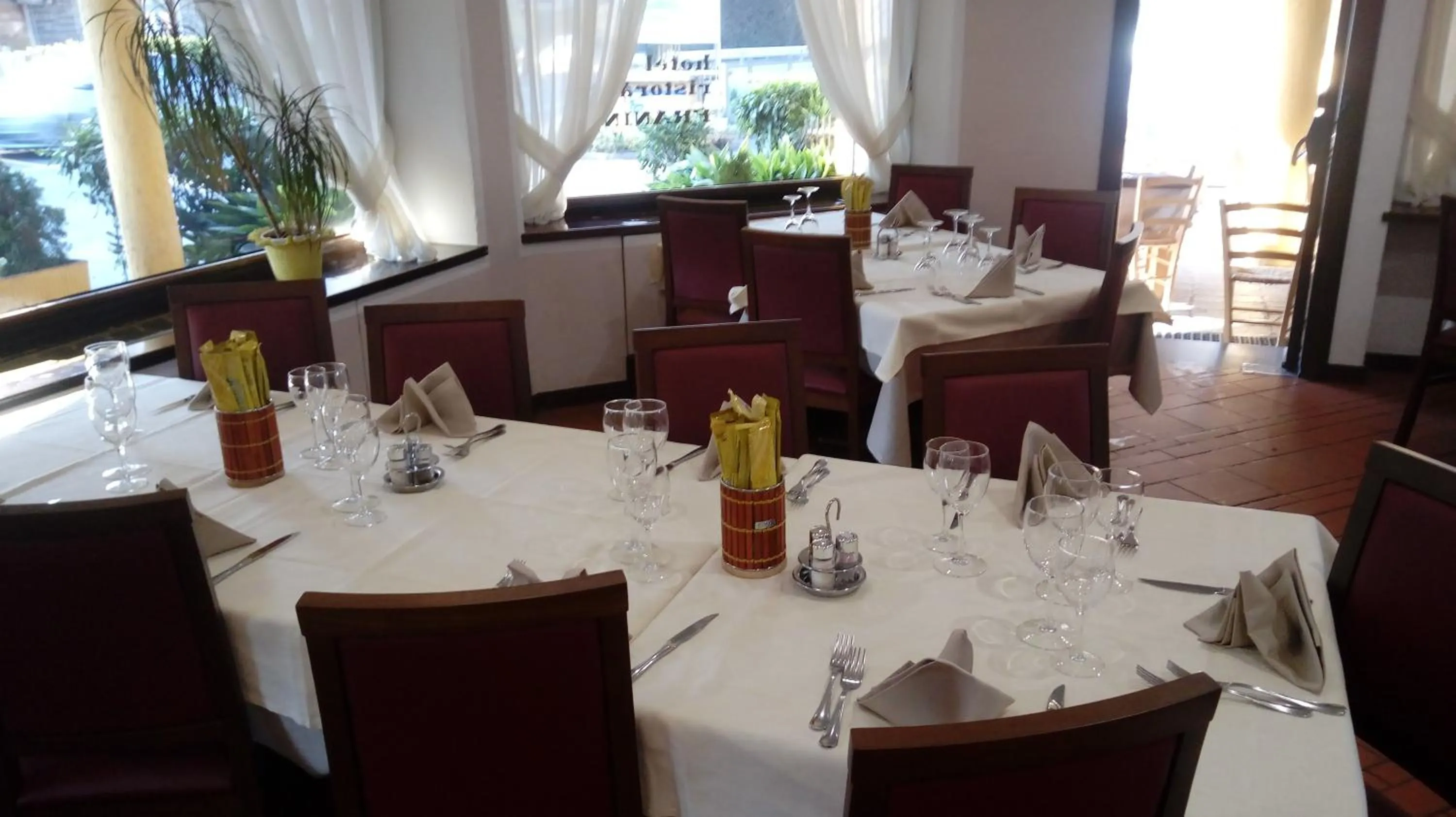 Restaurant/places to eat in Hotel Franini