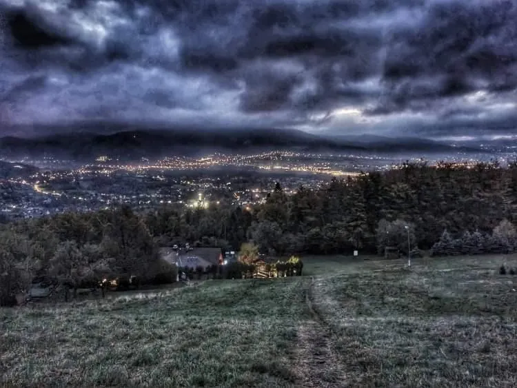 Hiking in Chata na Groniu