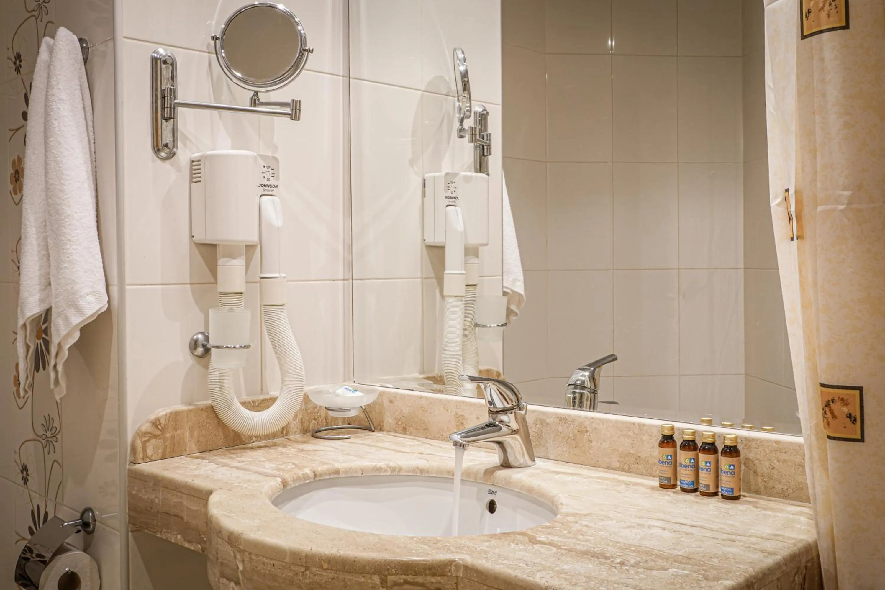 Bathroom in Hotel Sandy Beach