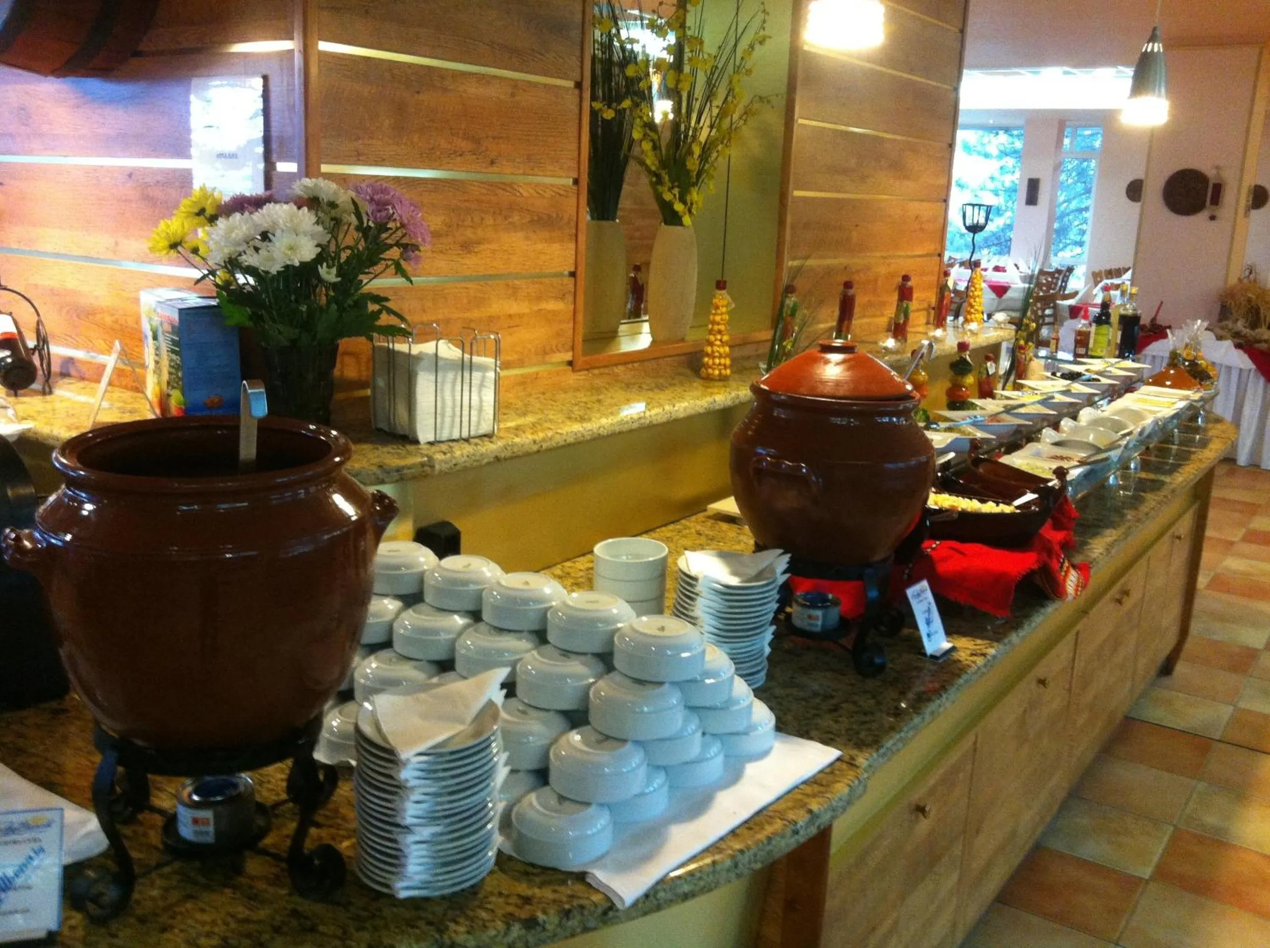 Restaurant/places to eat in Hotel Sandy Beach