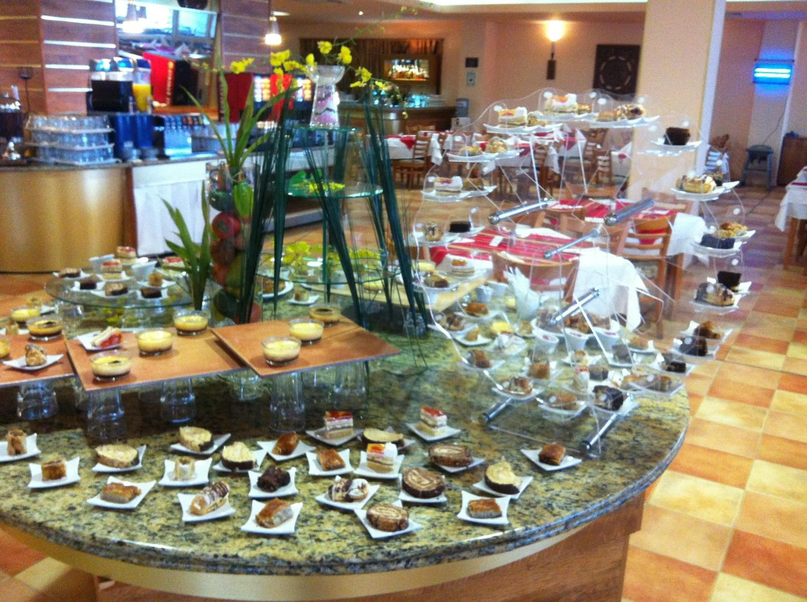 Food in Hotel Sandy Beach