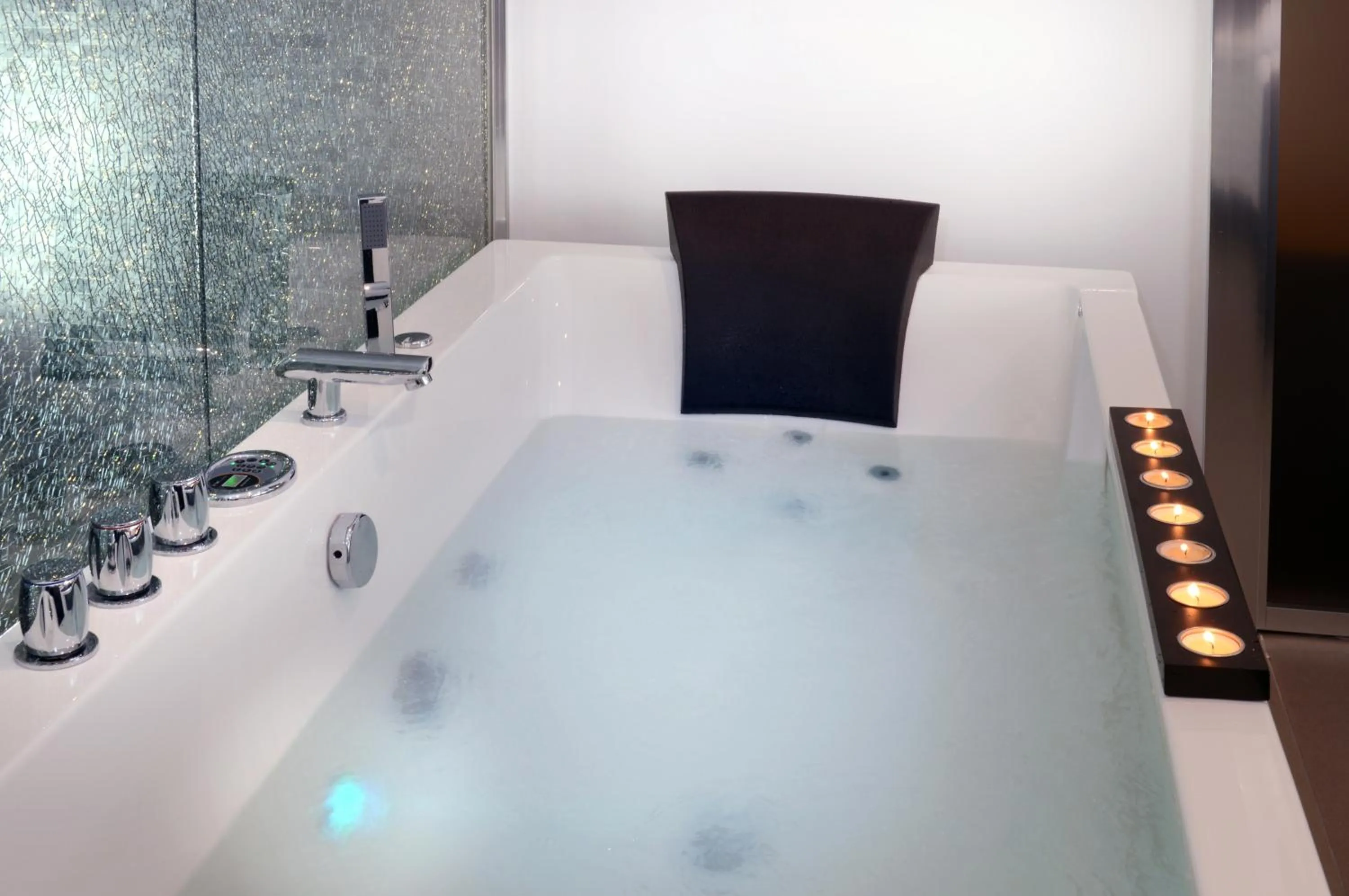 Bathroom in Barbarella Suite