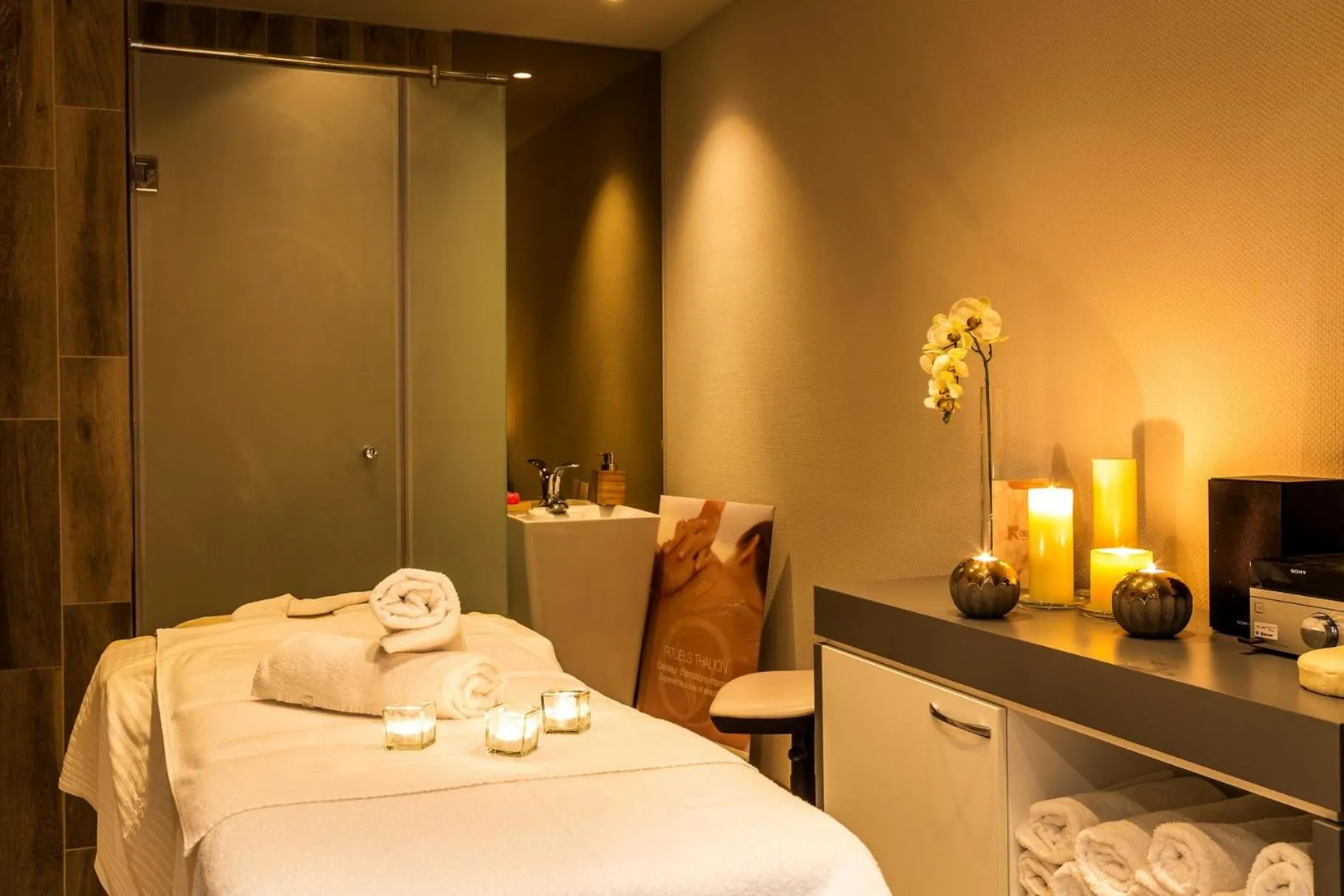 Massage, Bed in Hotel Orlovetz