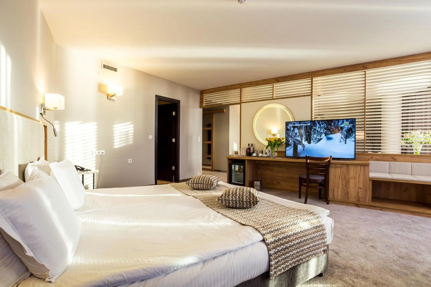 Bed in Hotel Orlovetz