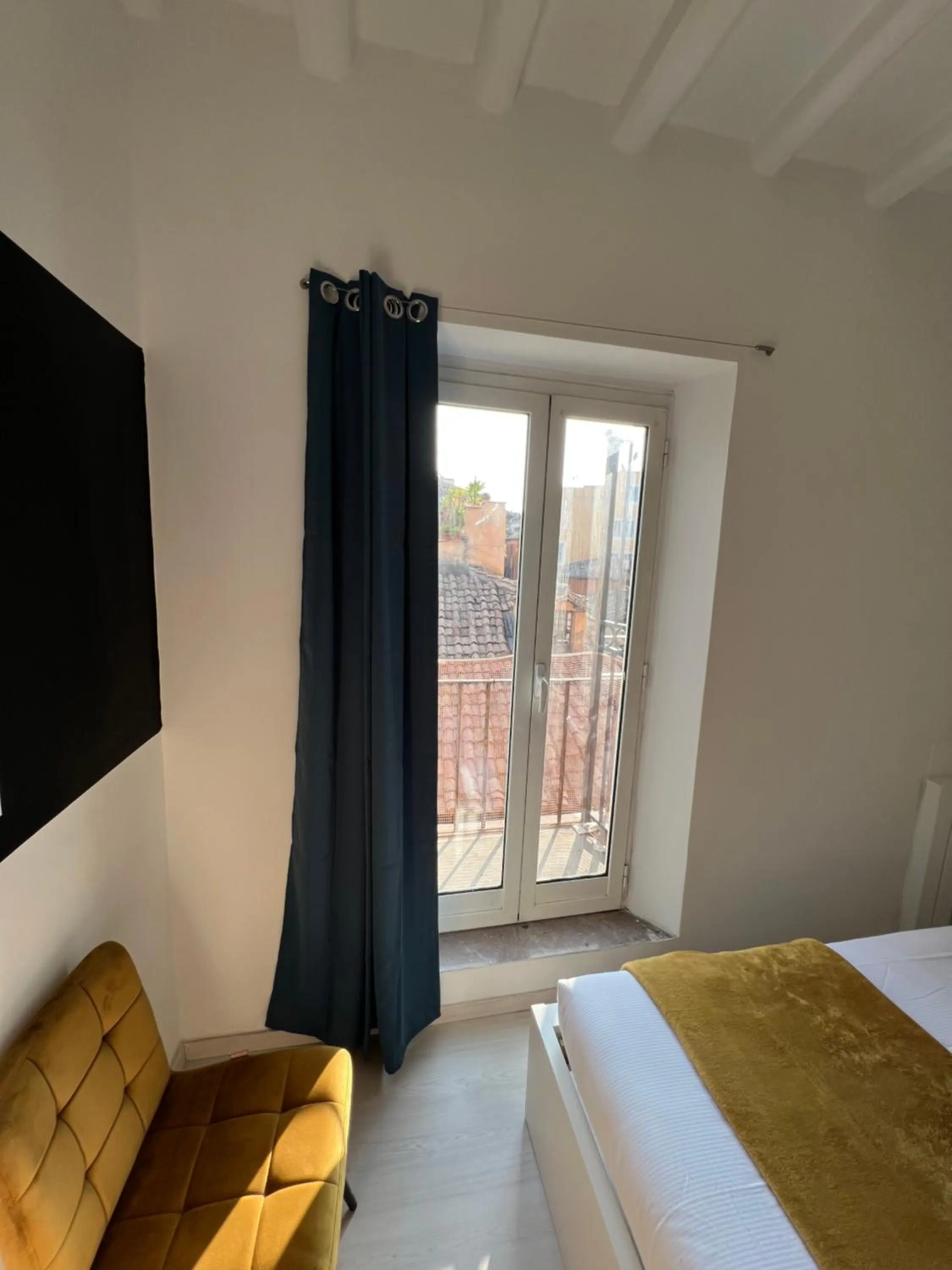 Bed in Charming Navona