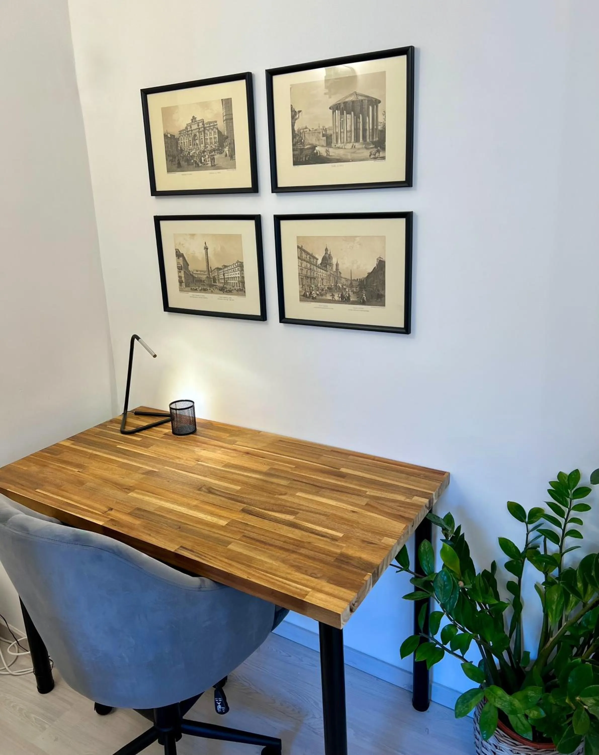 Decorative detail in Charming Navona