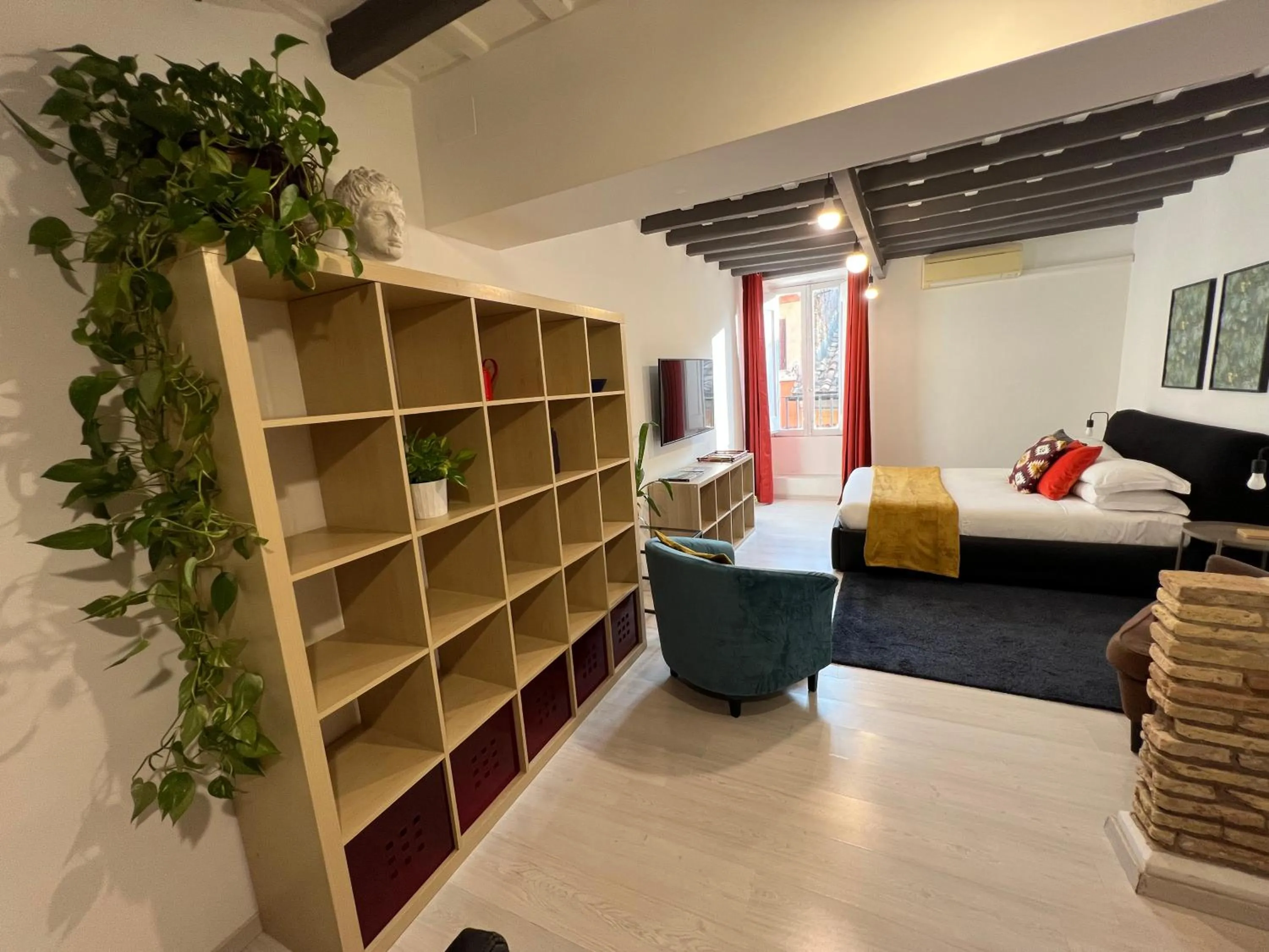 Bed in Charming Navona