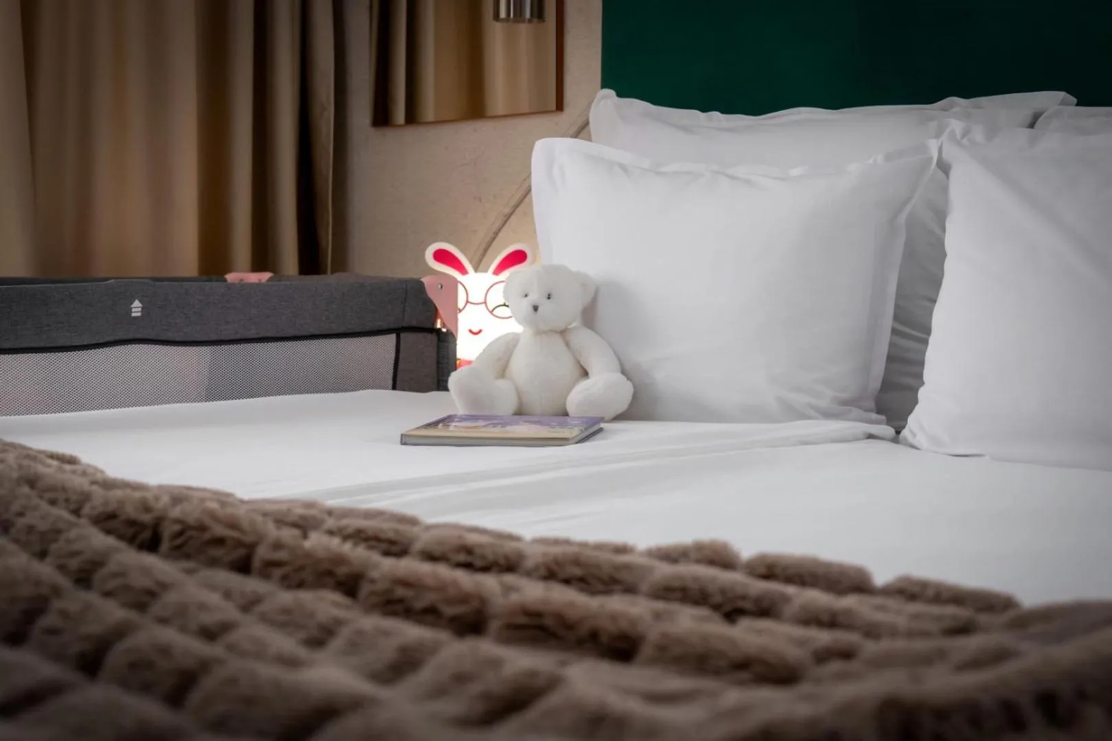 Bed in Snezhanka Hotel Pamporovo - Half Board & Swimming pool