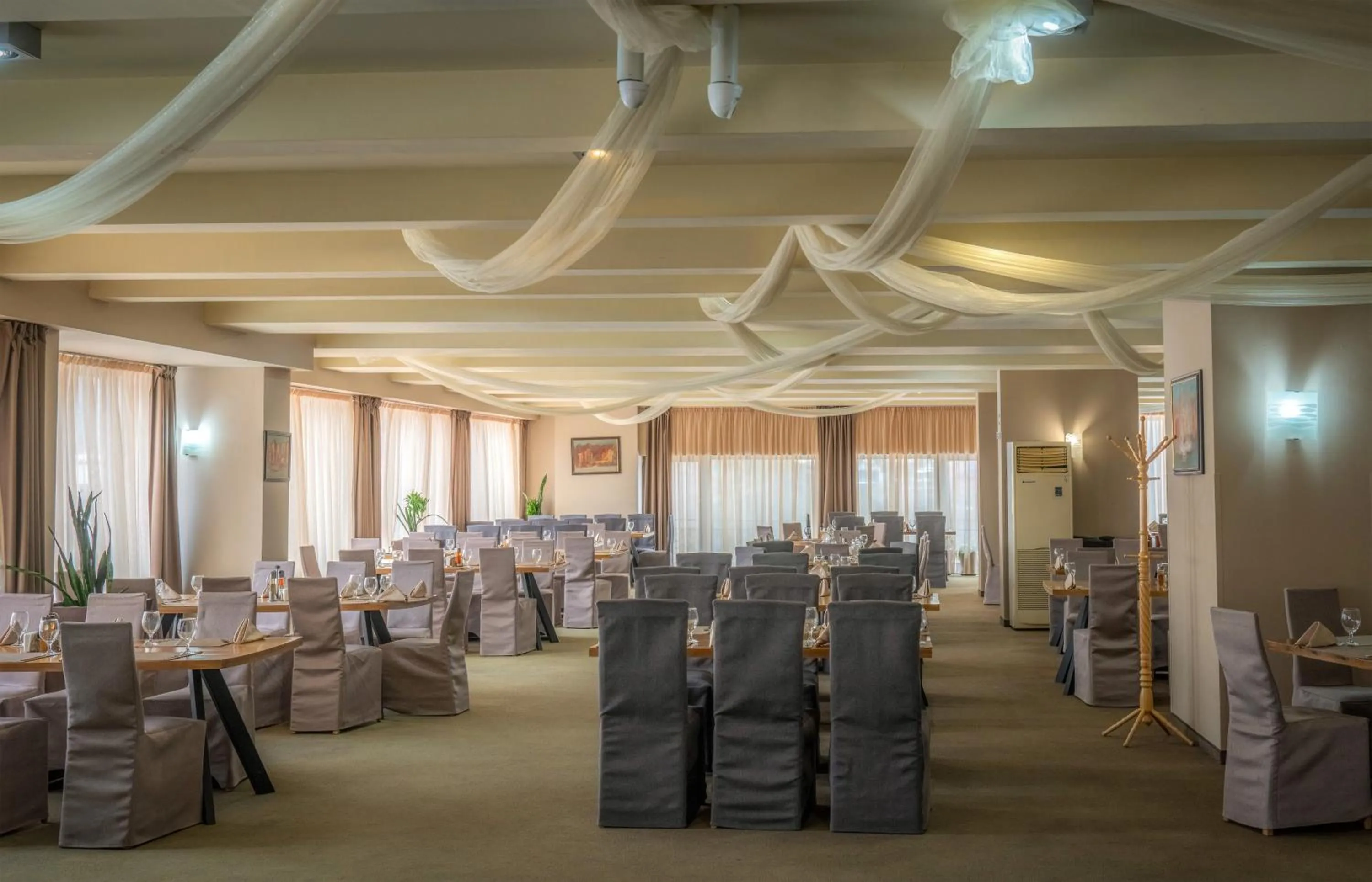 Snezhanka Hotel Pamporovo - Half Board & Swimming pool