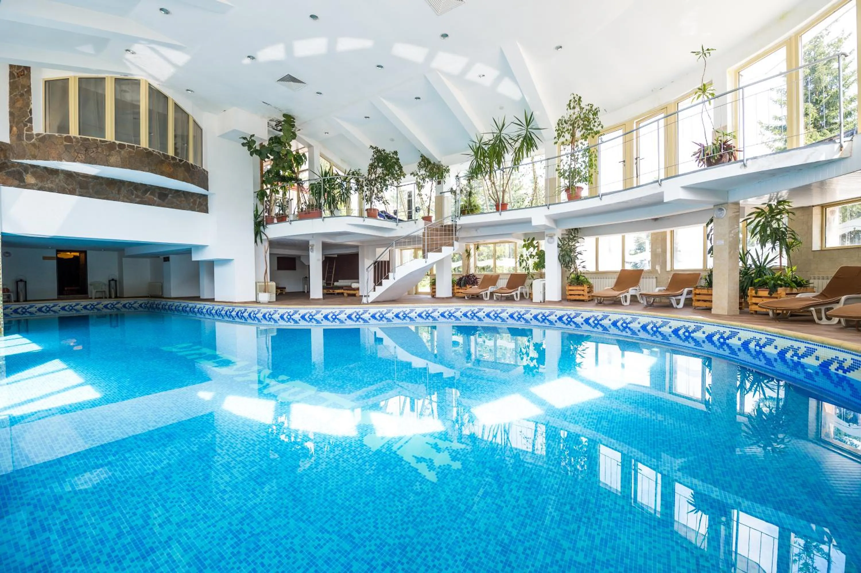 Snezhanka Hotel Pamporovo - Half Board & Swimming pool