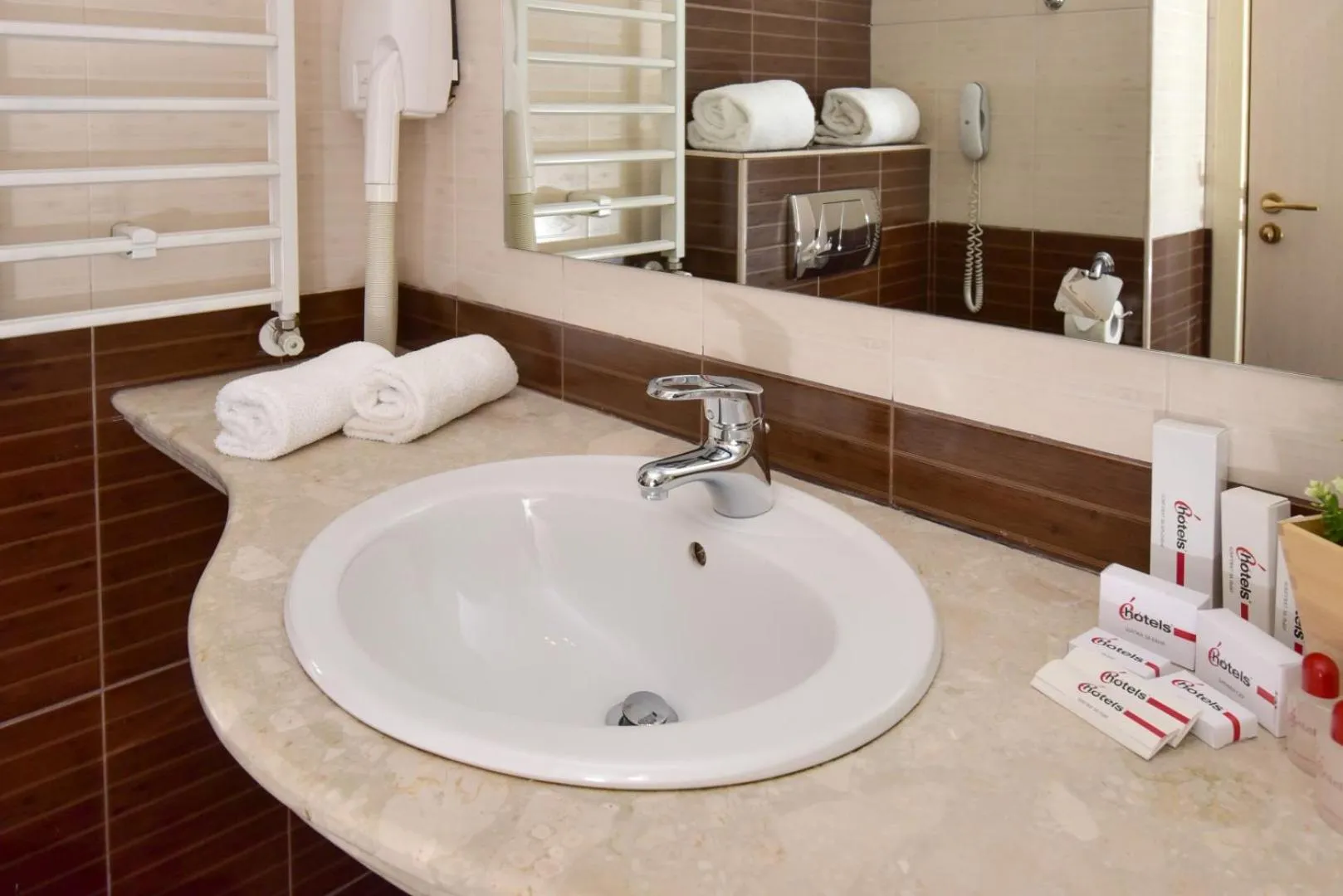 Rhodopi Home Hotel Chepelare- Half Board & Wellness