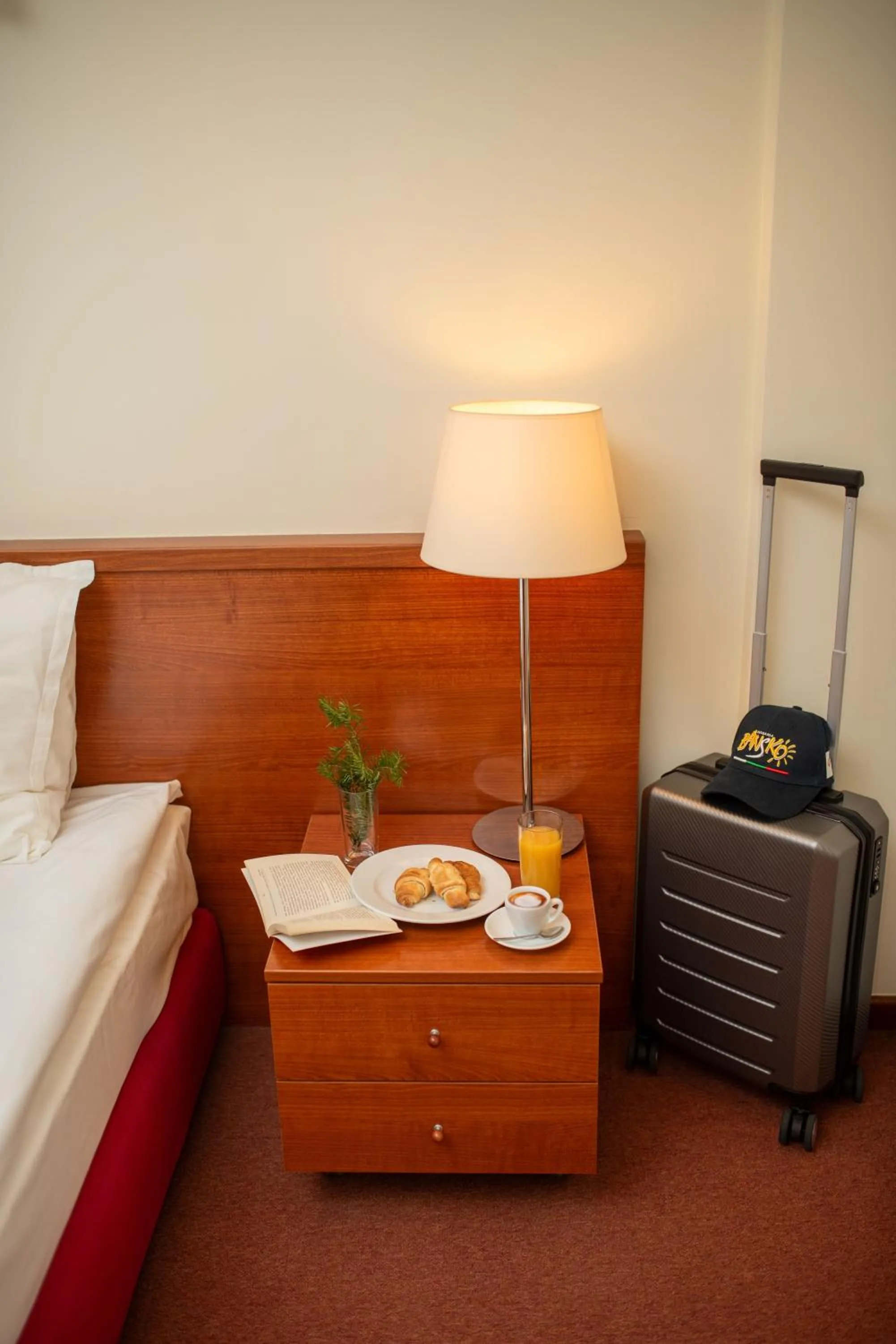 Property building, Bed in Hotel Pirin SKI & SPA