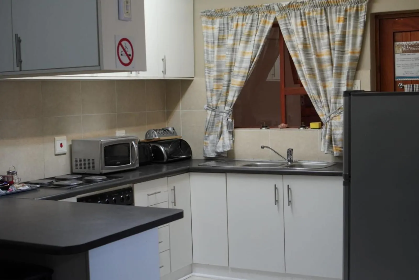 Kitchen or kitchenette in See More Guest House