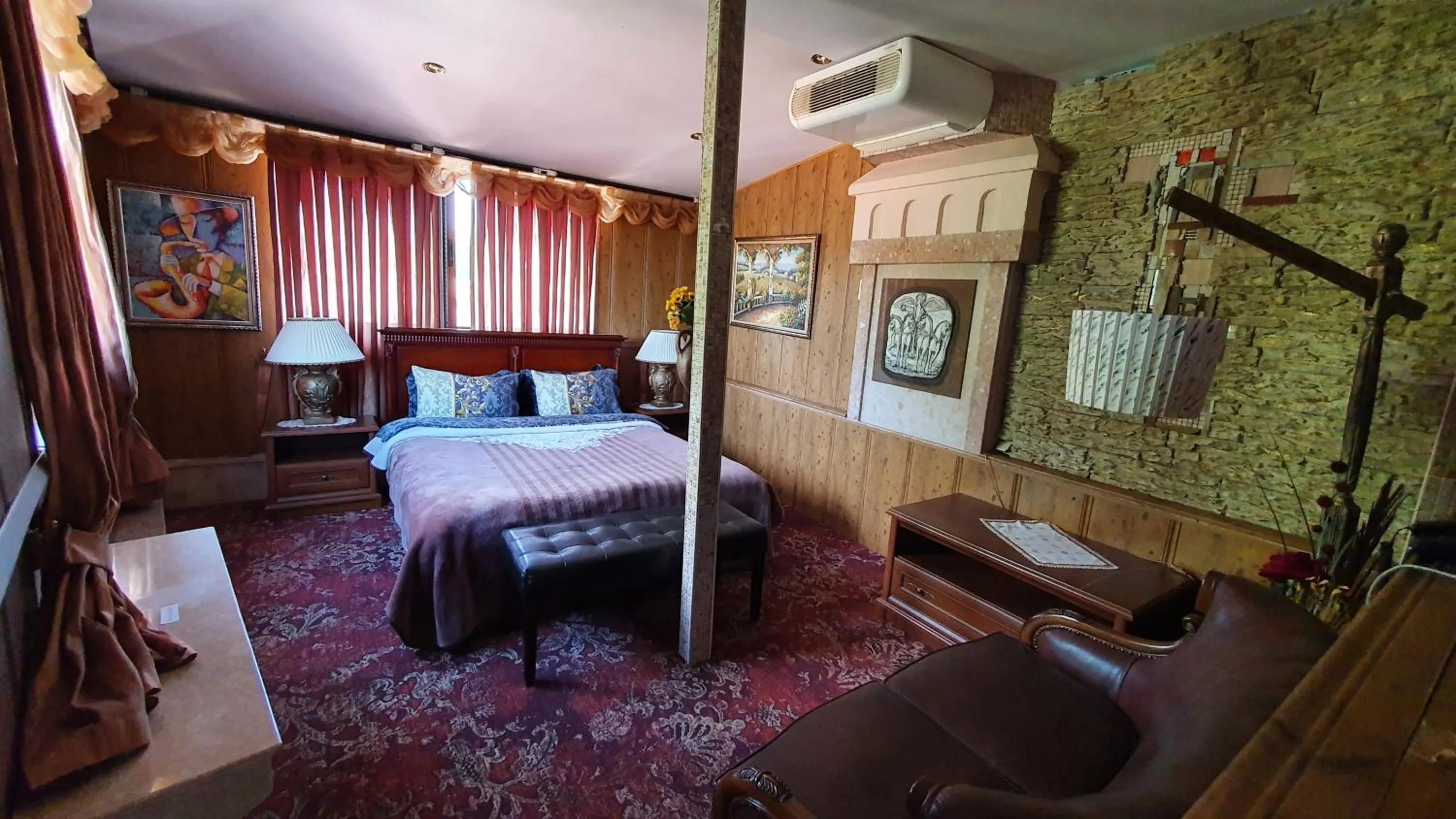 Property building, Bed in Boutique Hotel Boris Palace & Restaurant