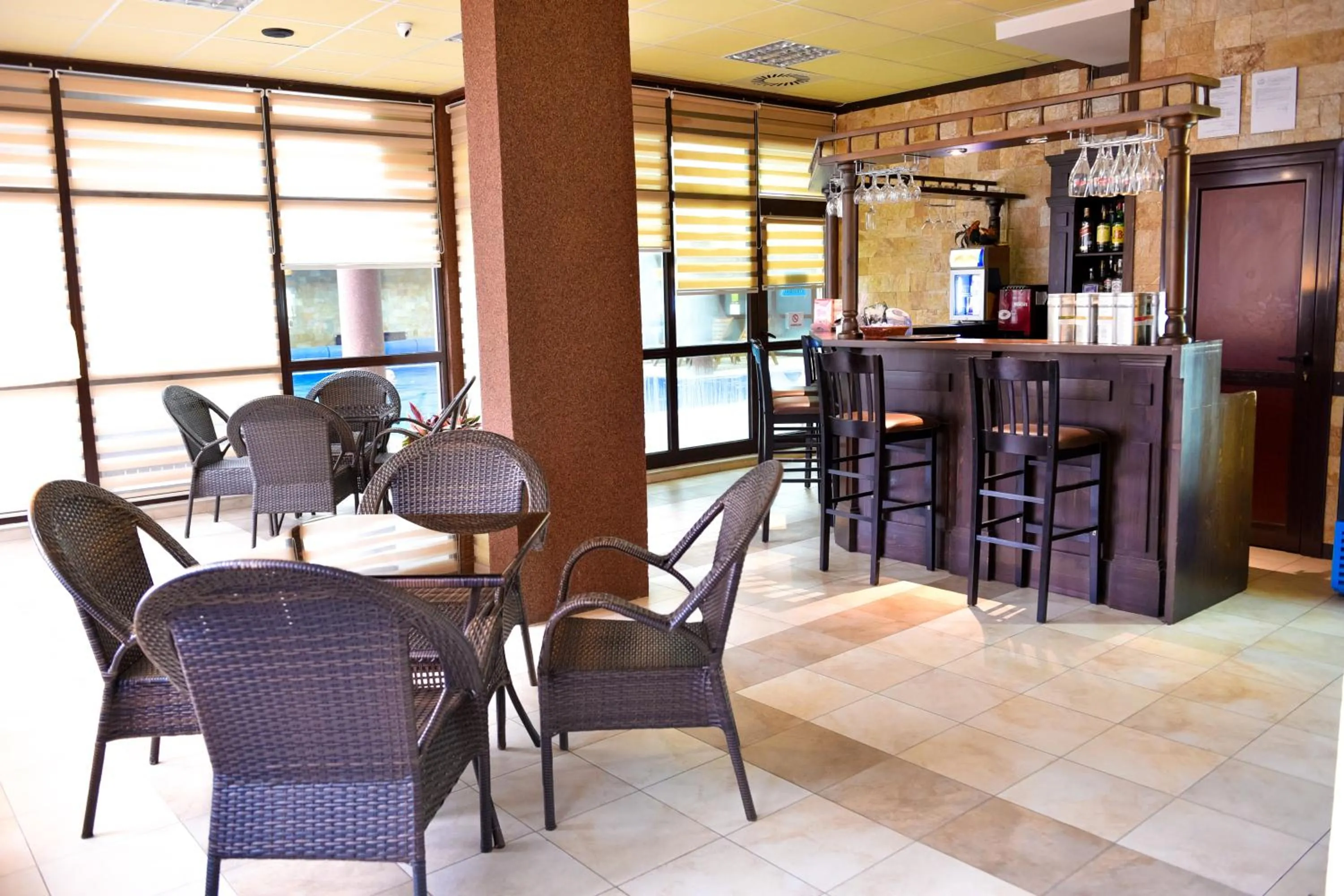 Lobby or reception in Royal Bansko - Family Apart Hotel With All Inclusive Light or HB&Drinks and Hot Pool & Jacuzzis
