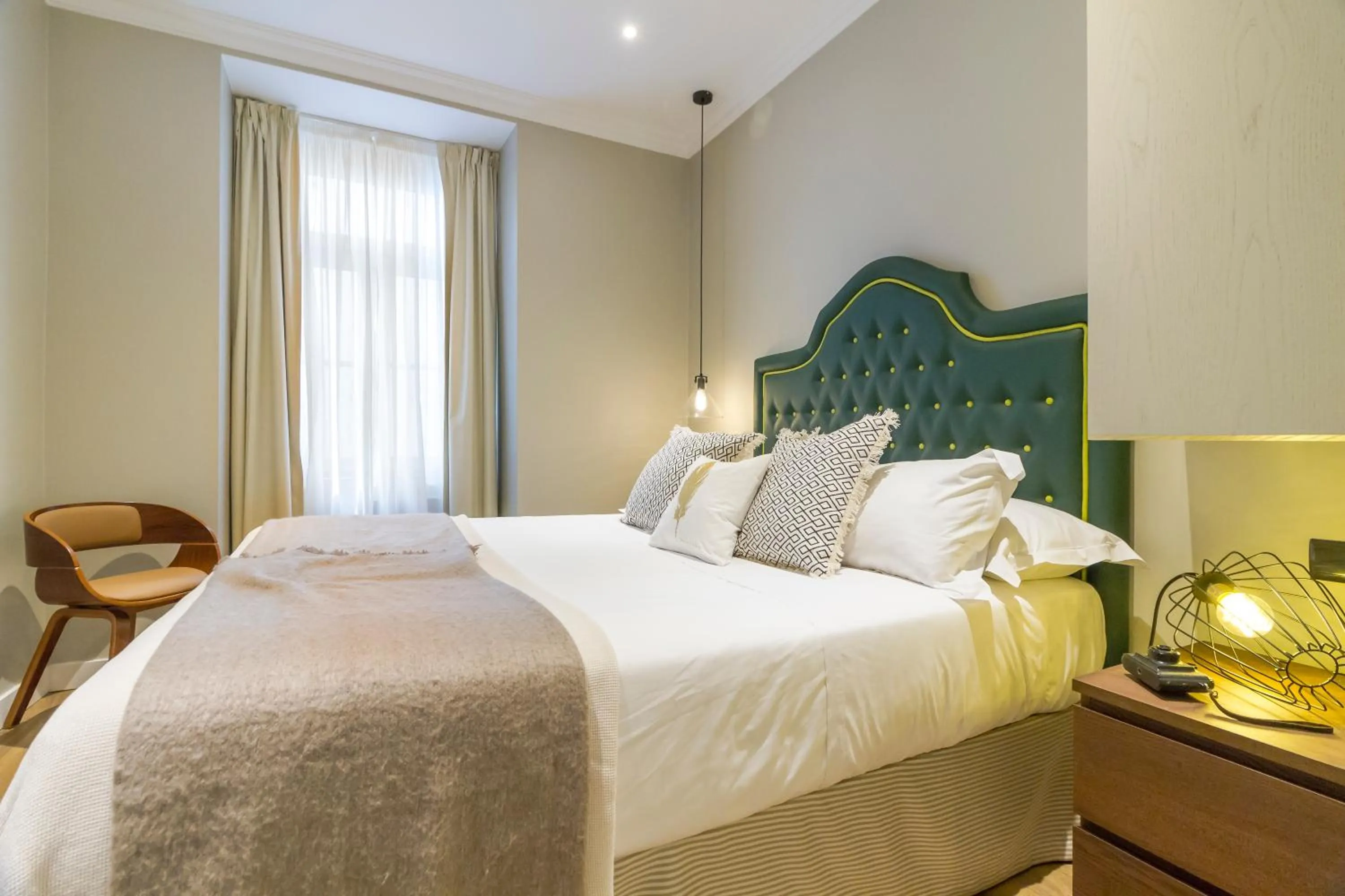Bedroom, Bed in Bairro Alto Suites