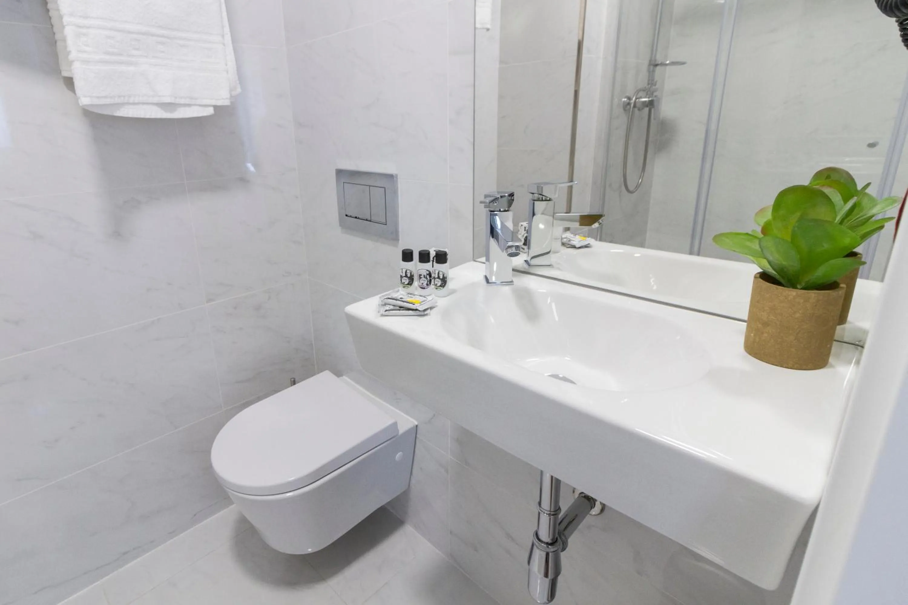 Bathroom in Bairro Alto Suites