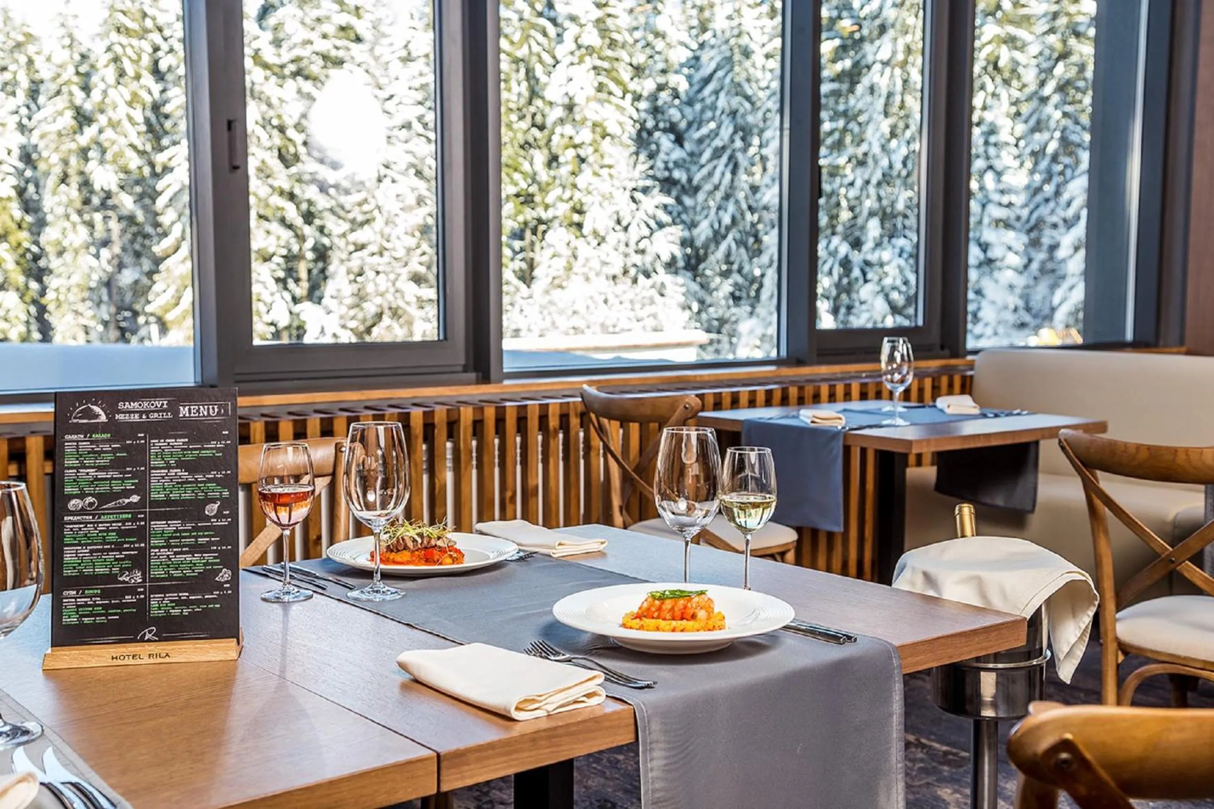 Restaurant/places to eat in Rila Hotel Borovets