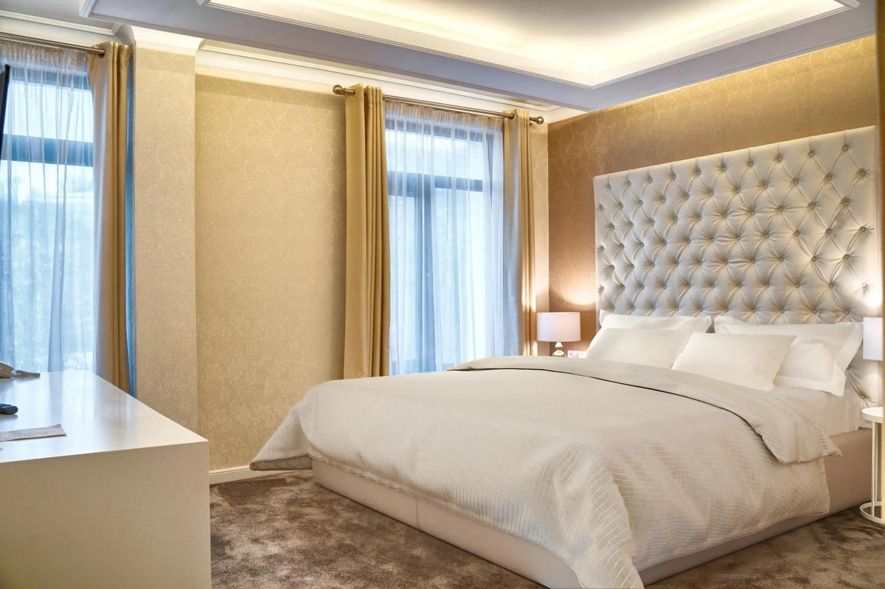 Lux Double Room with Spa Bath - single occupancy - Free Spa Access in Tsarevets Boutique Hotel & SPA Lux Double Room with Spa Bath - single occupancy - Free Spa Access in Tsarevets Boutique Hotel & SPA