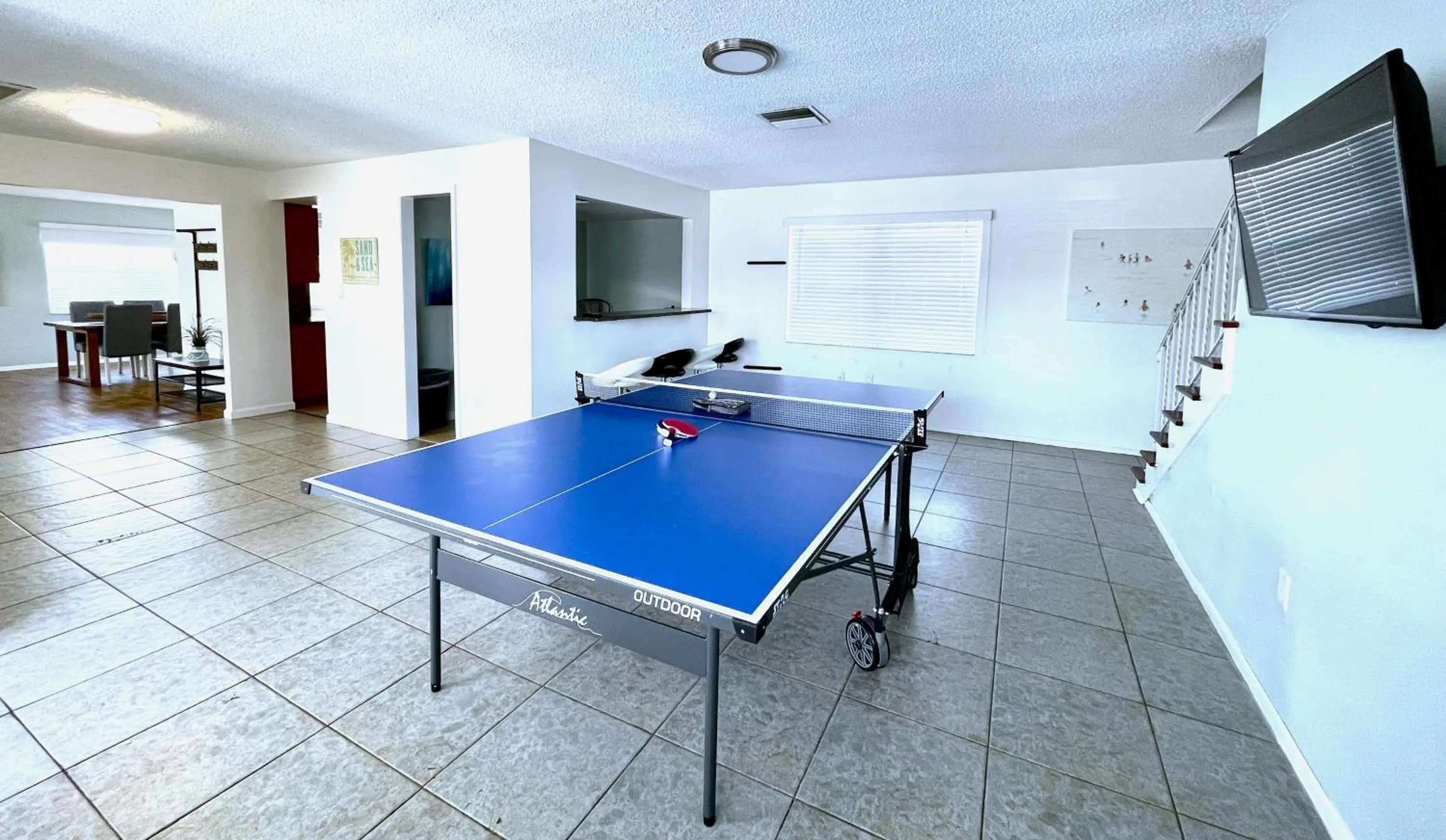 Game Room in St. Pete Beach Suites