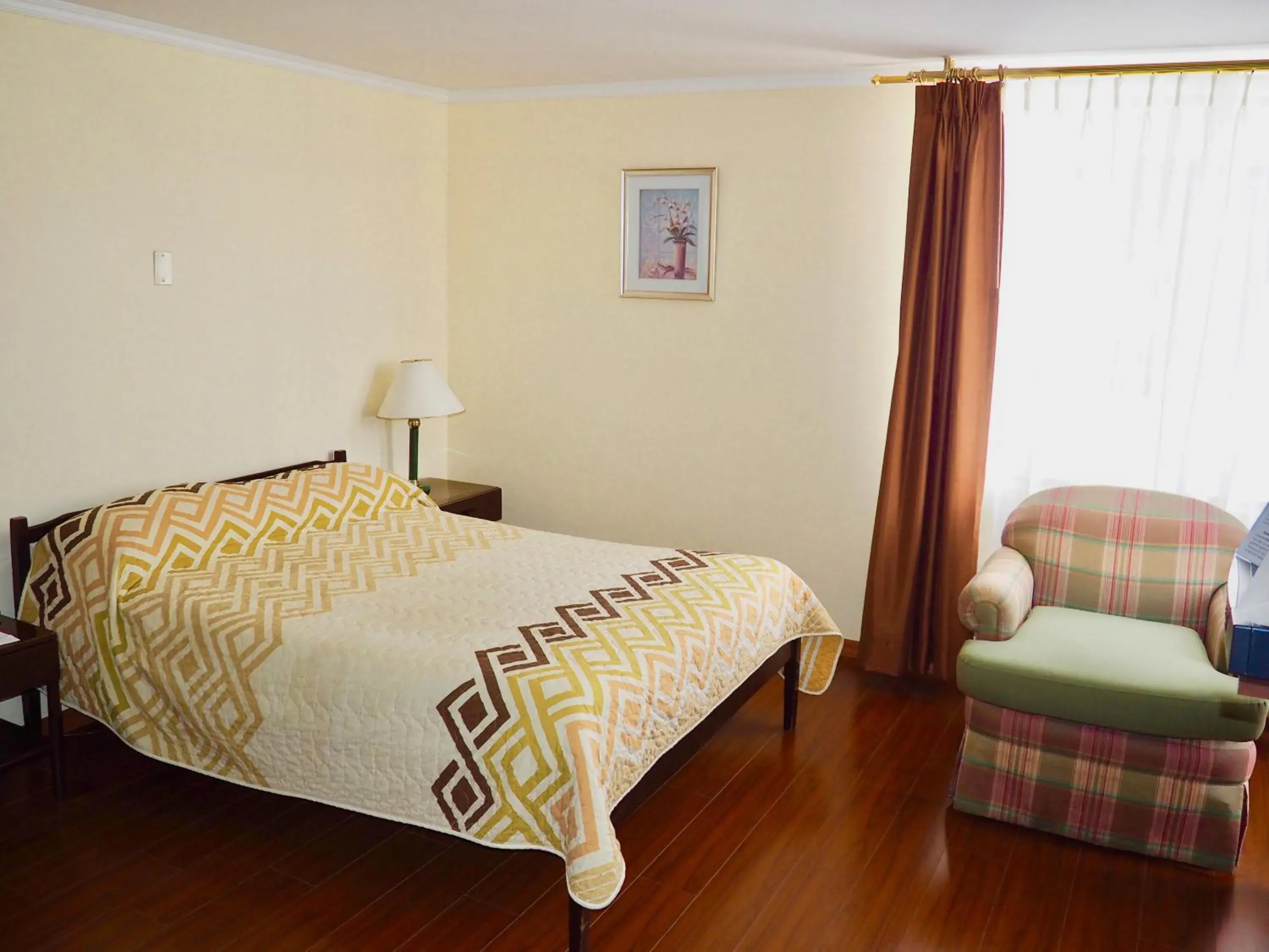 Single Room - single occupancy in Hotel 6 De Diciembre Single Room - single occupancy in Hotel 6 De Diciembre