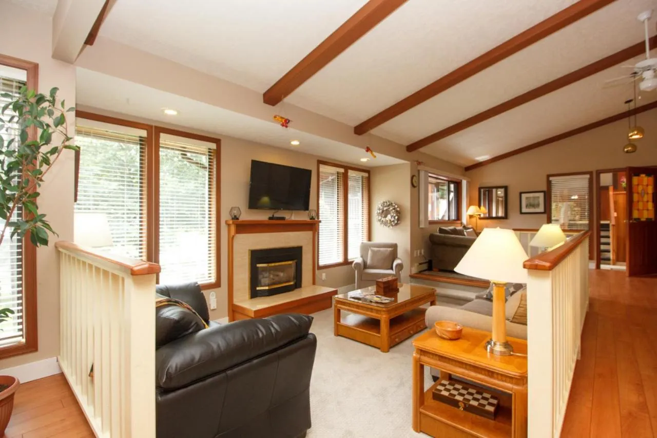 Coles Bay Vacation Retreat