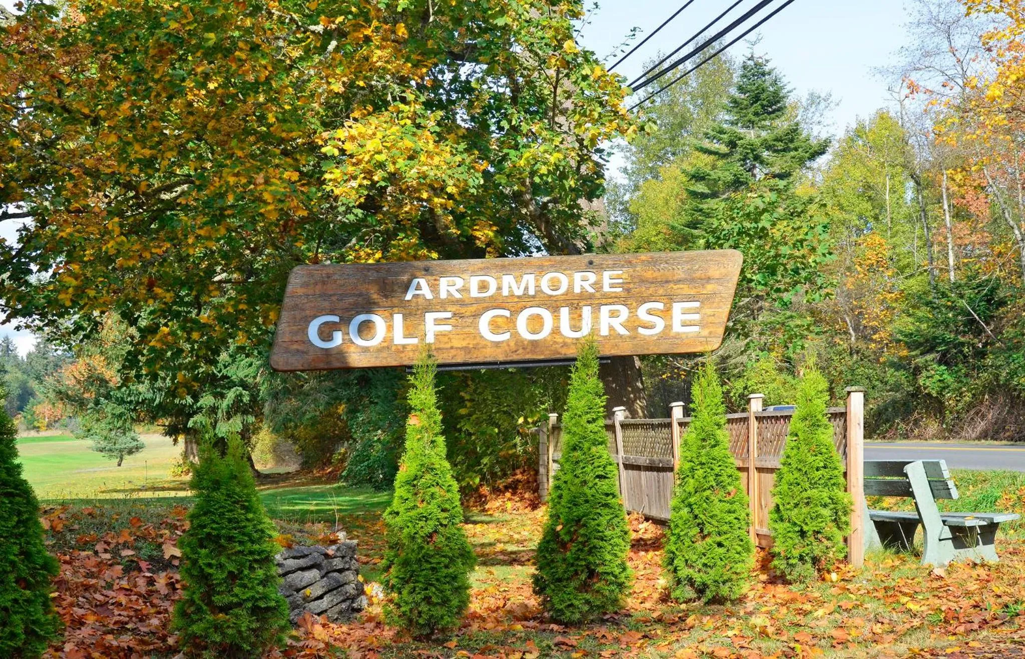 Golfcourse in Coles Bay Vacation Retreat