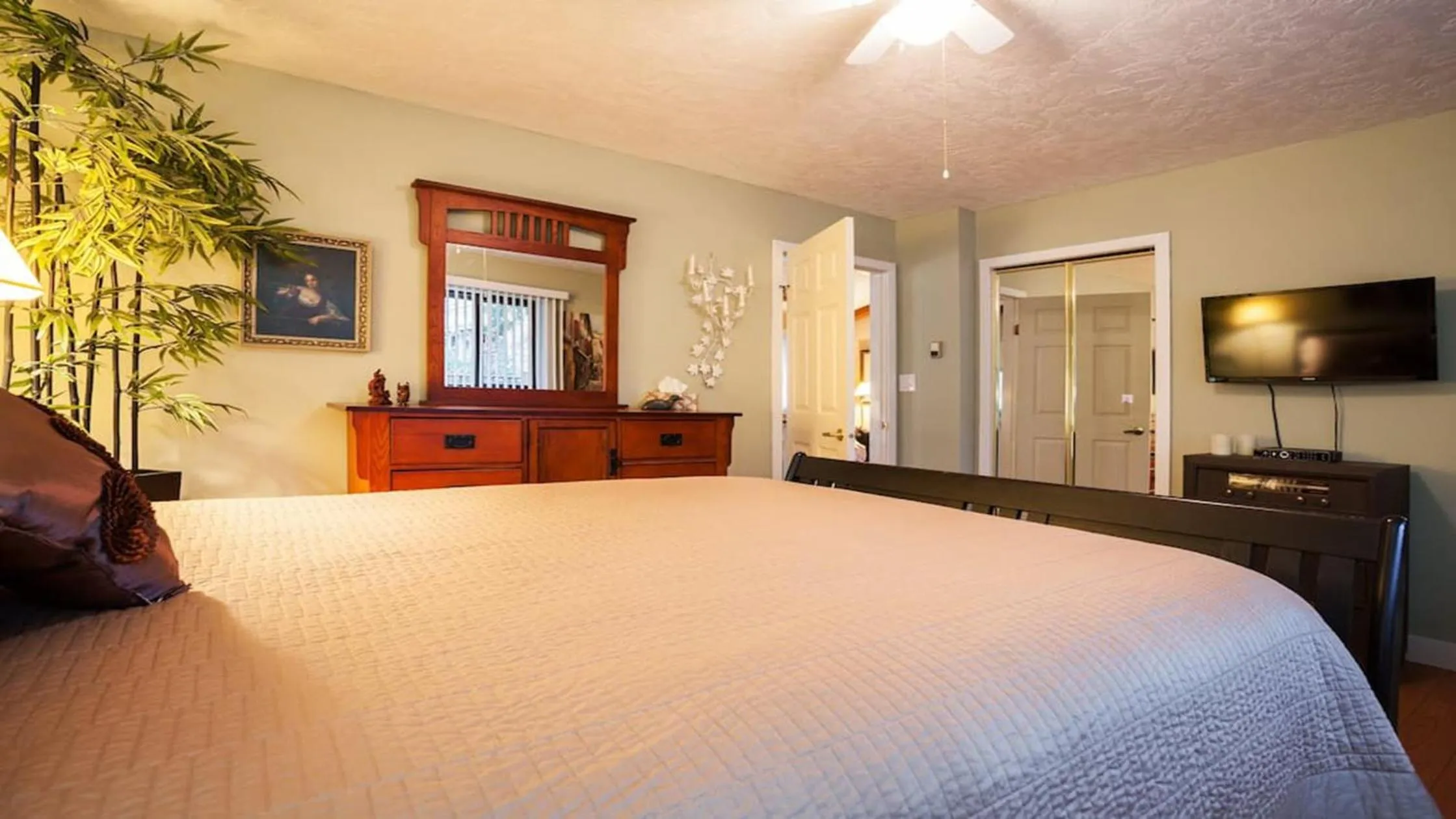 Bedroom, Bed in Coles Bay Vacation Retreat