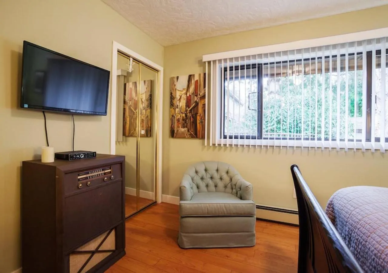 Bedroom in Coles Bay Vacation Retreat