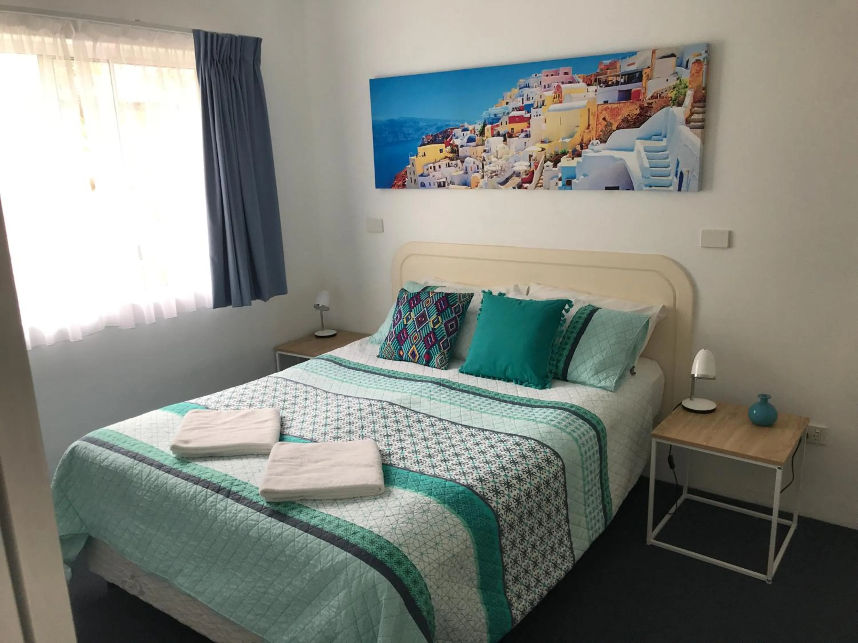 Bed in Aquarius Apartments Mollymook
