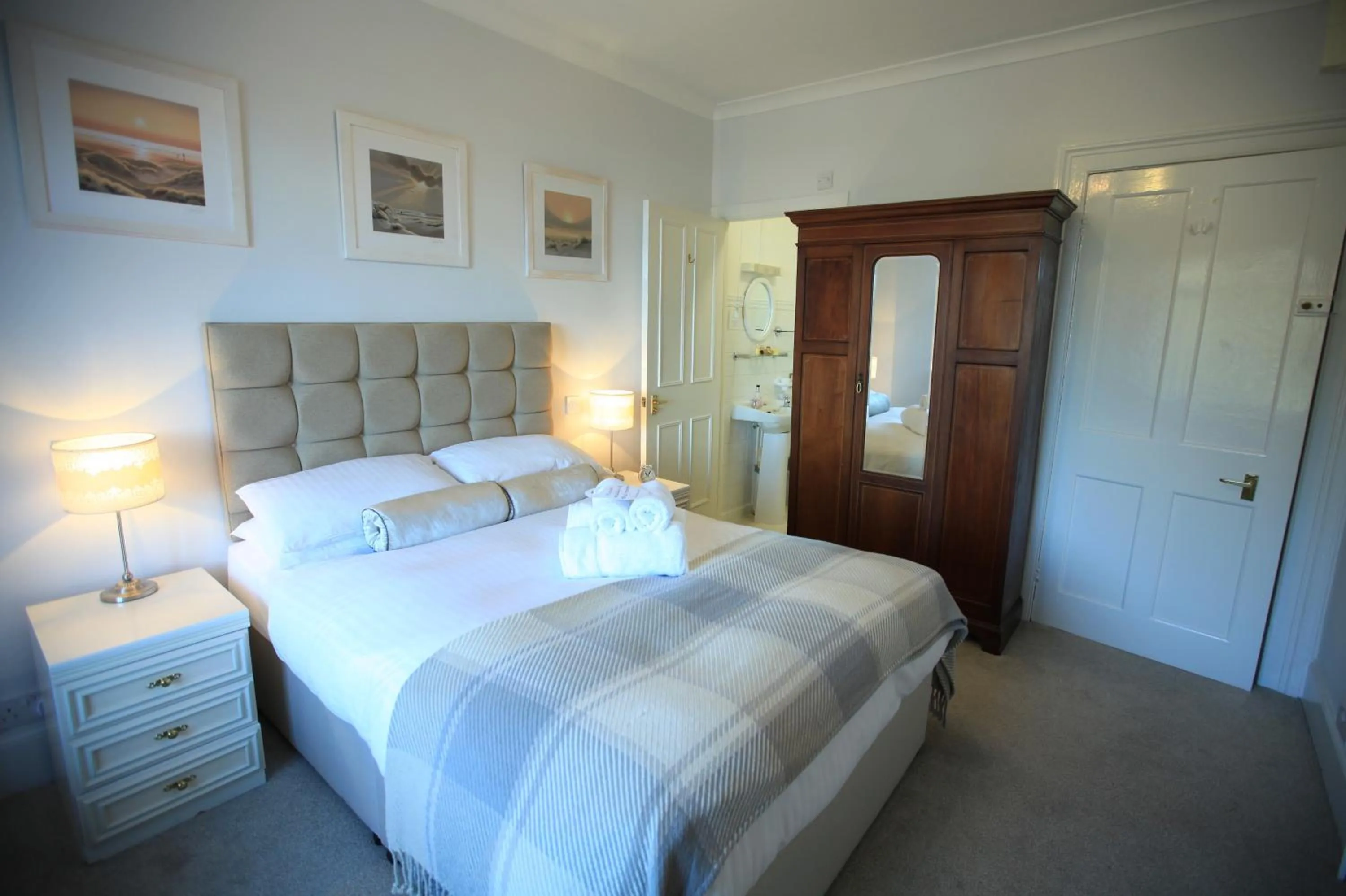 Bedroom, Bed in The Bonnicott Hotel Lynmouth