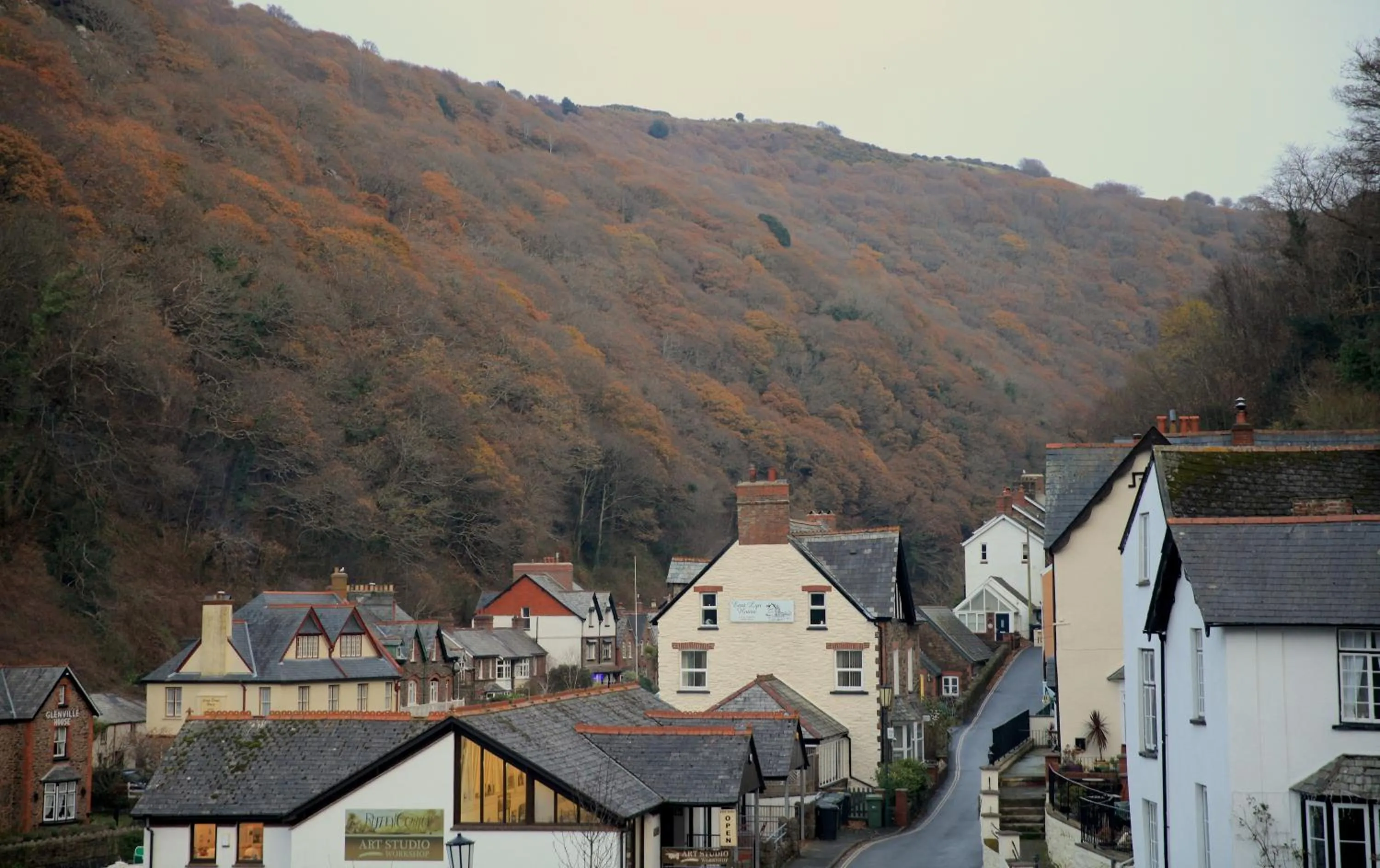 Mountain view in The Bonnicott Hotel Lynmouth