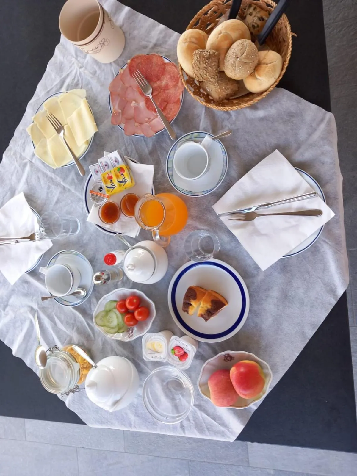 Breakfast in Haus Stolz