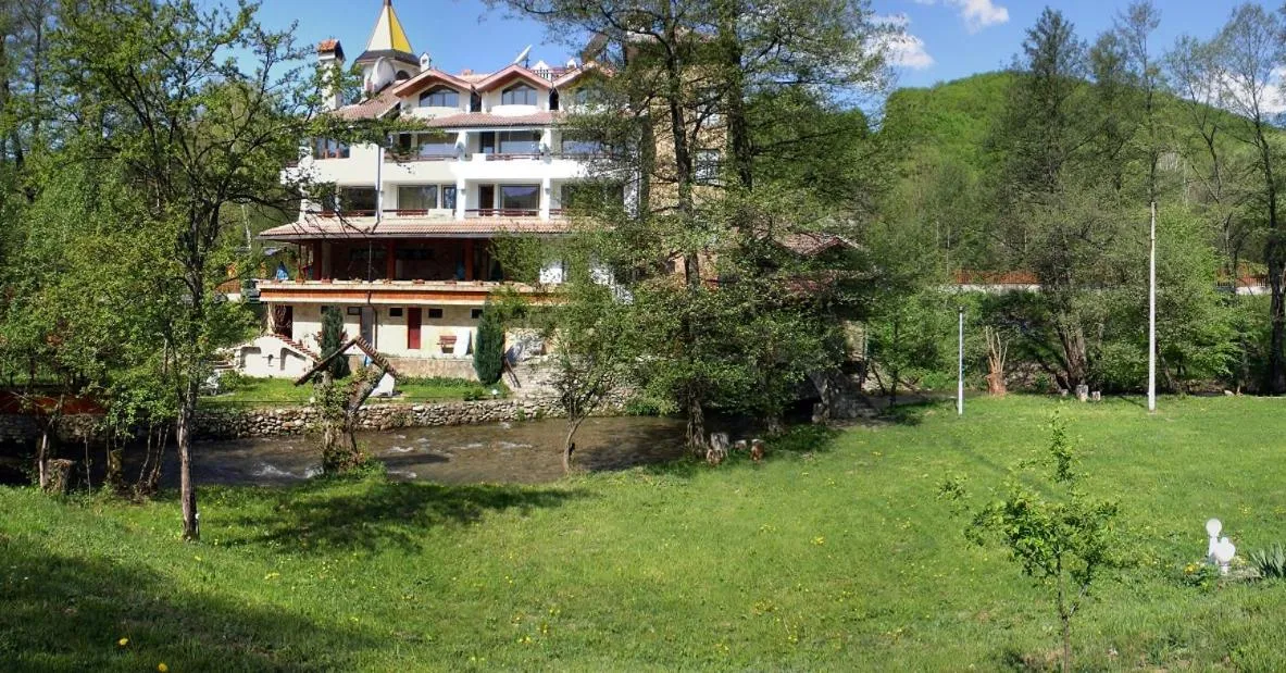 Garden view in Hotel Paradise Place