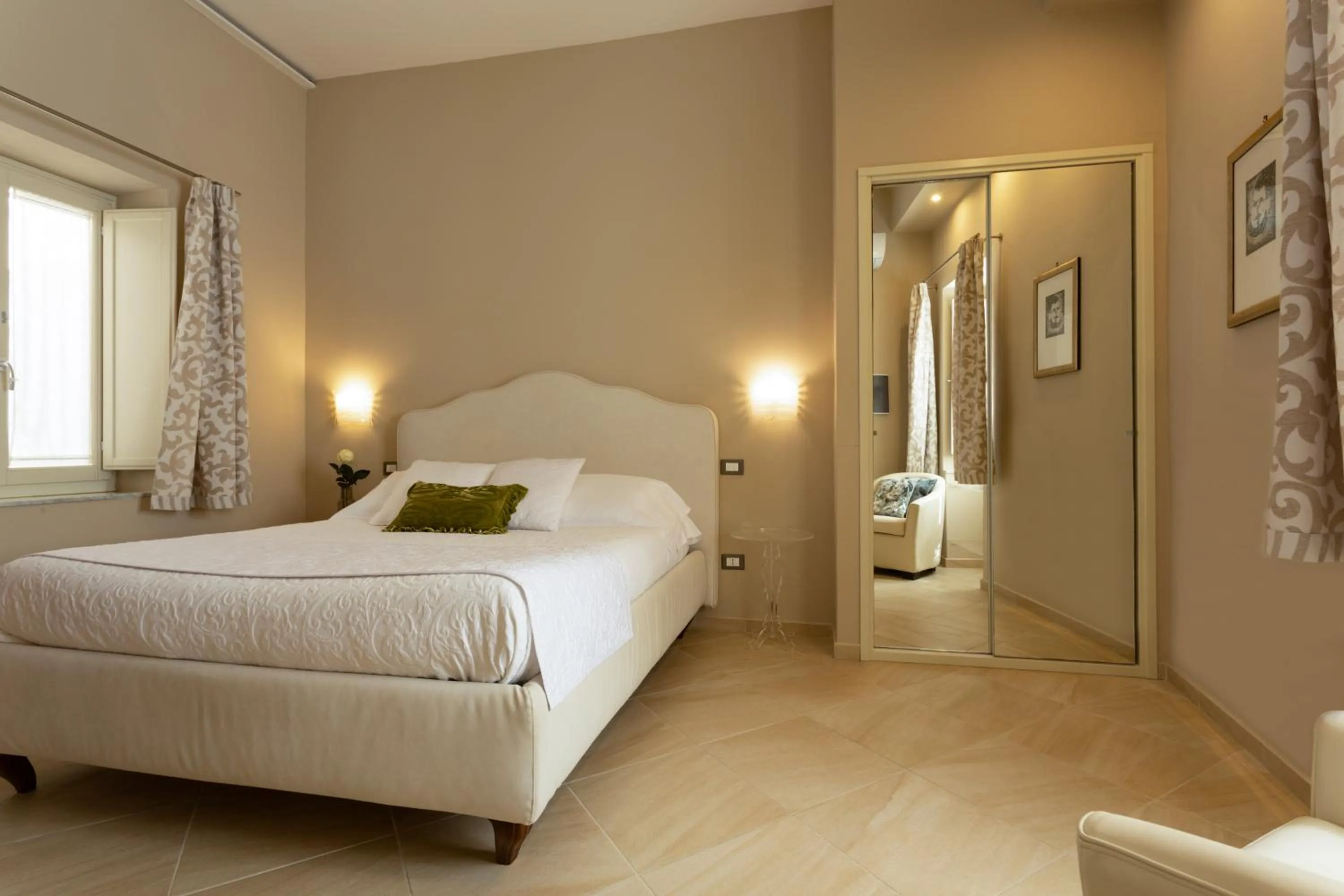 Bed in Maecò Ortigia B&B - Hospitality & Charming Rooms