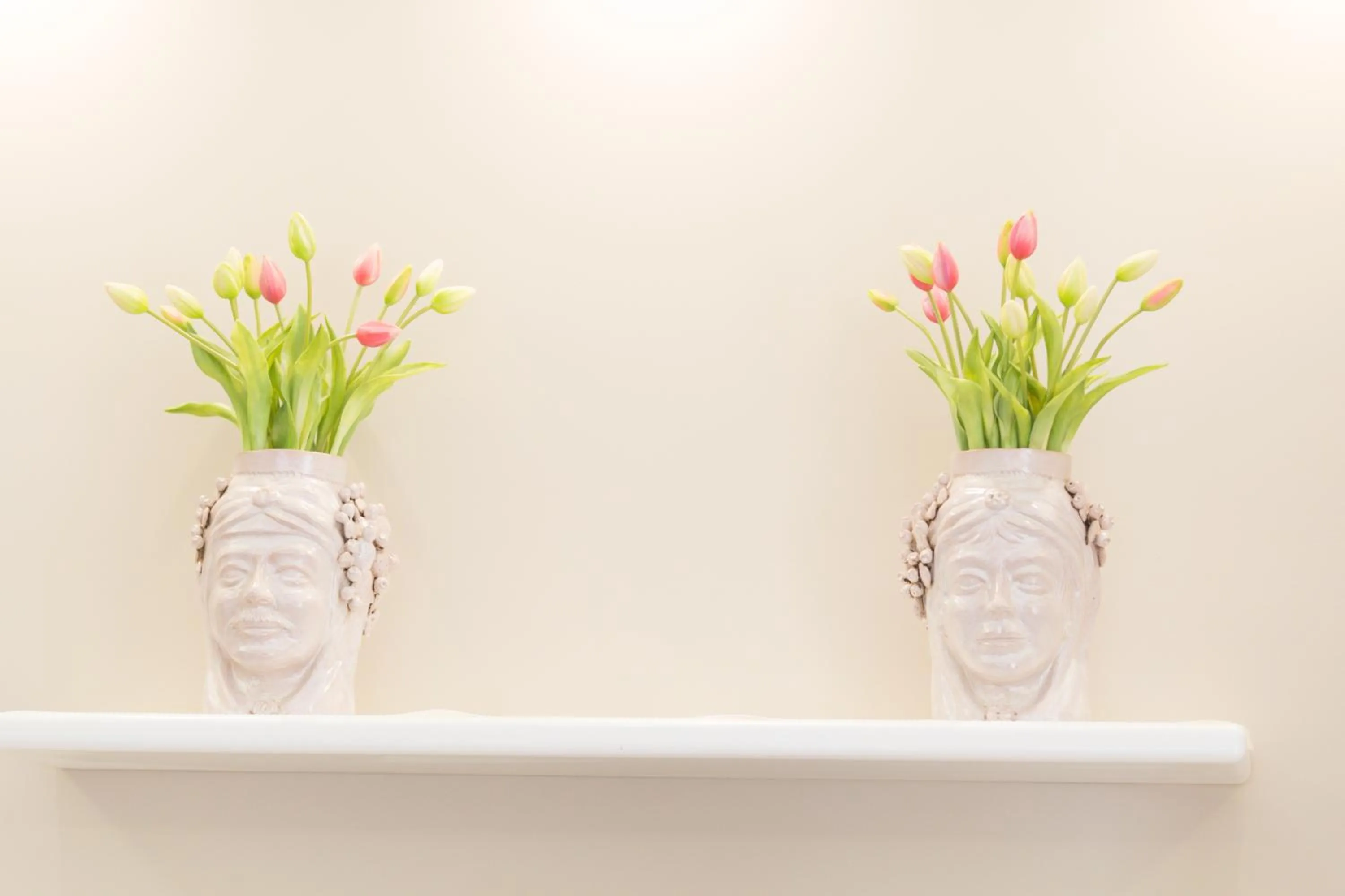 Communal lounge/ TV room in Maecò Ortigia B&B - Hospitality & Charming Rooms