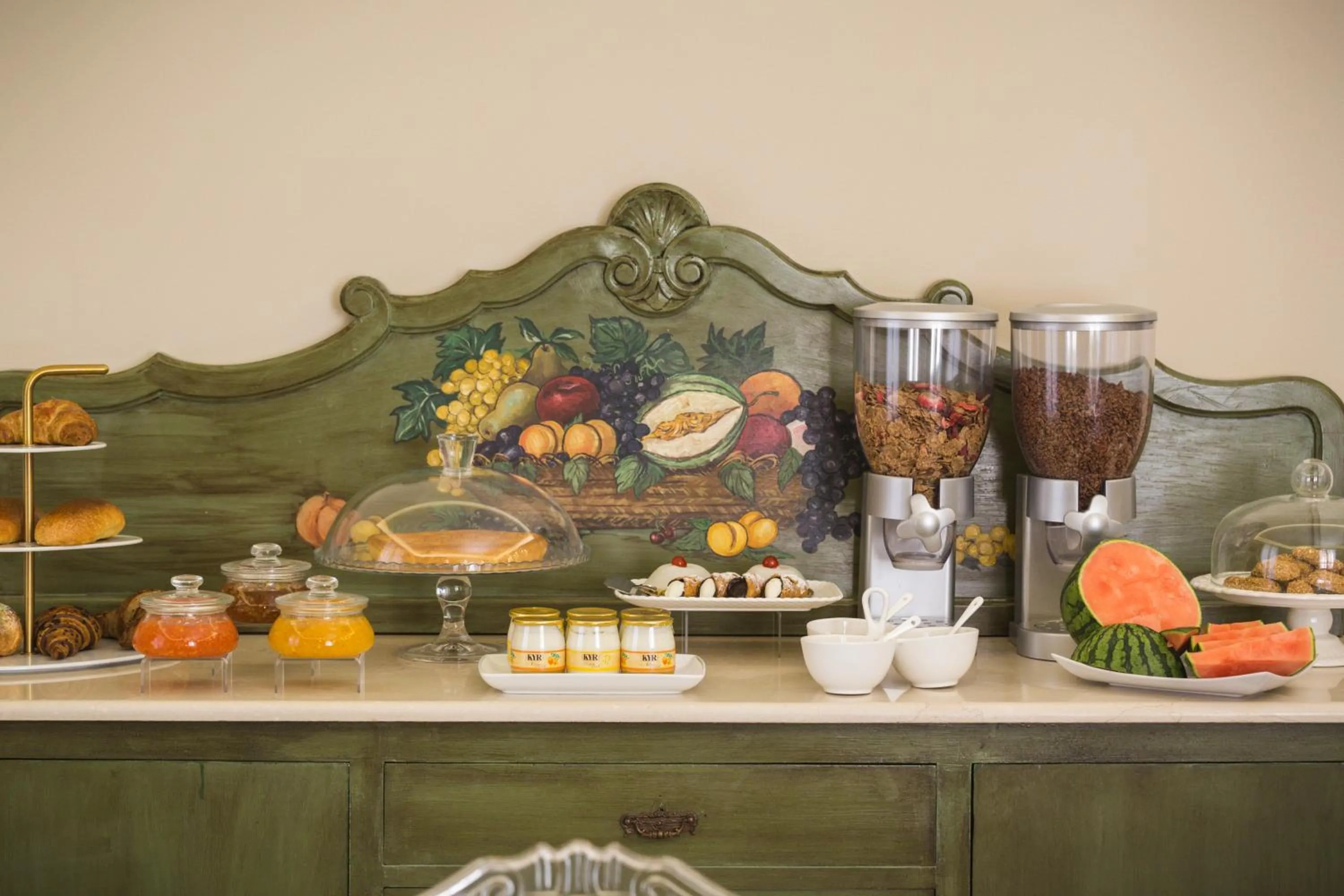 Breakfast in Maecò Ortigia B&B - Hospitality & Charming Rooms