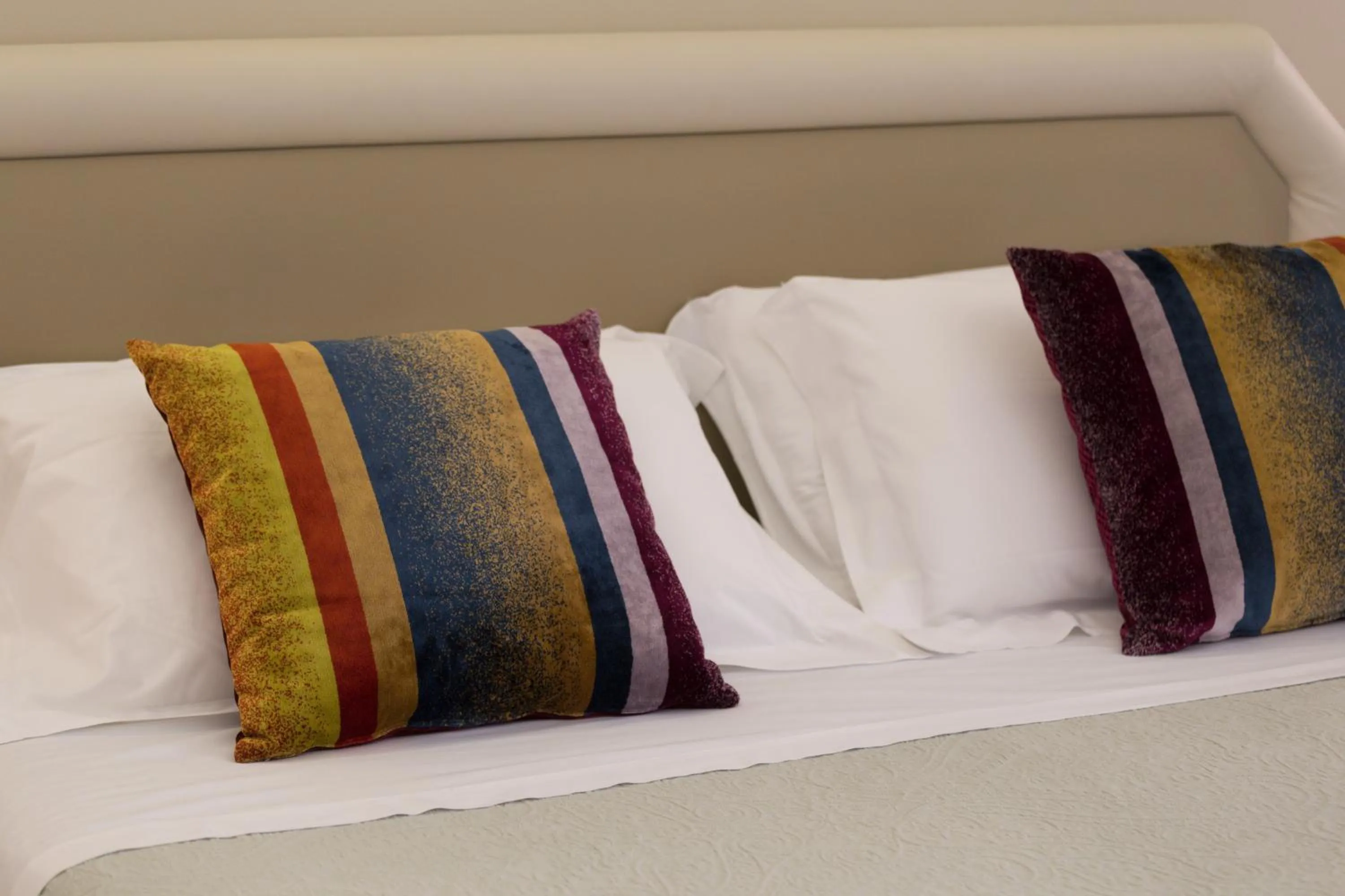 Decorative detail, Bed in Maecò Ortigia B&B - Hospitality & Charming Rooms