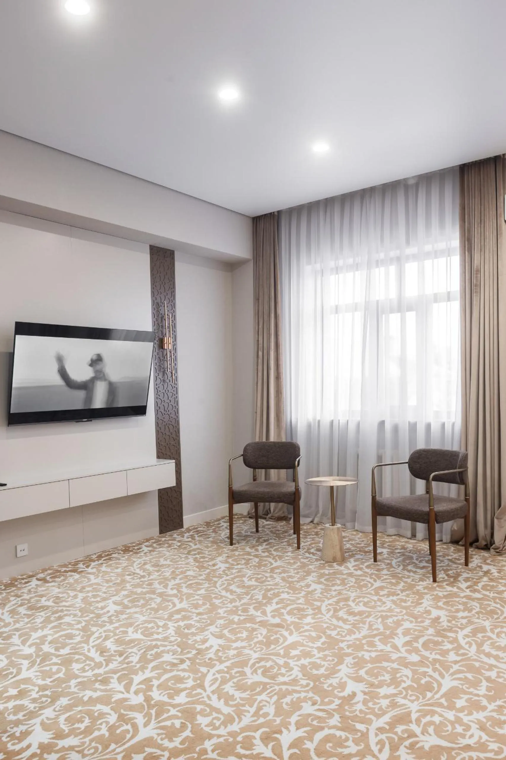 TV and multimedia in Boutique Hotel Tomiris