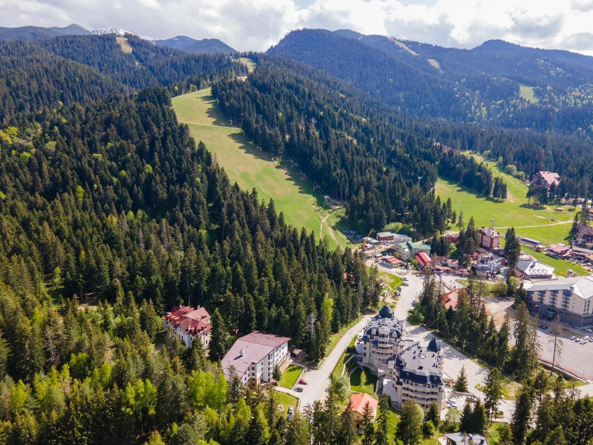 Nearby landmark in Festa Winter Palace Hotel