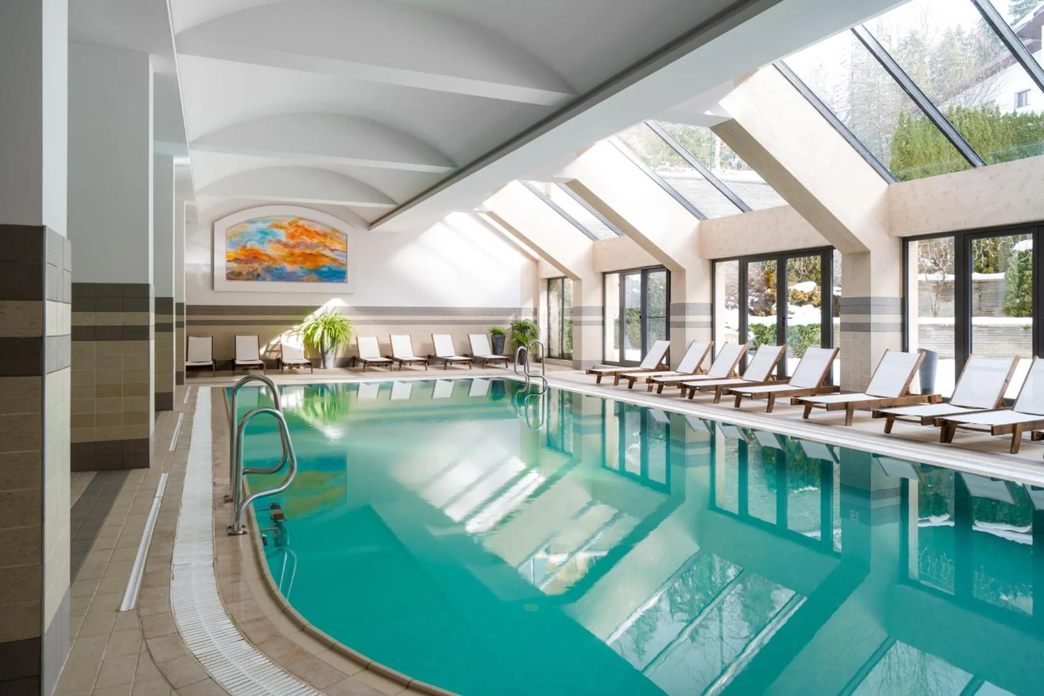 Swimming pool in Festa Winter Palace Hotel