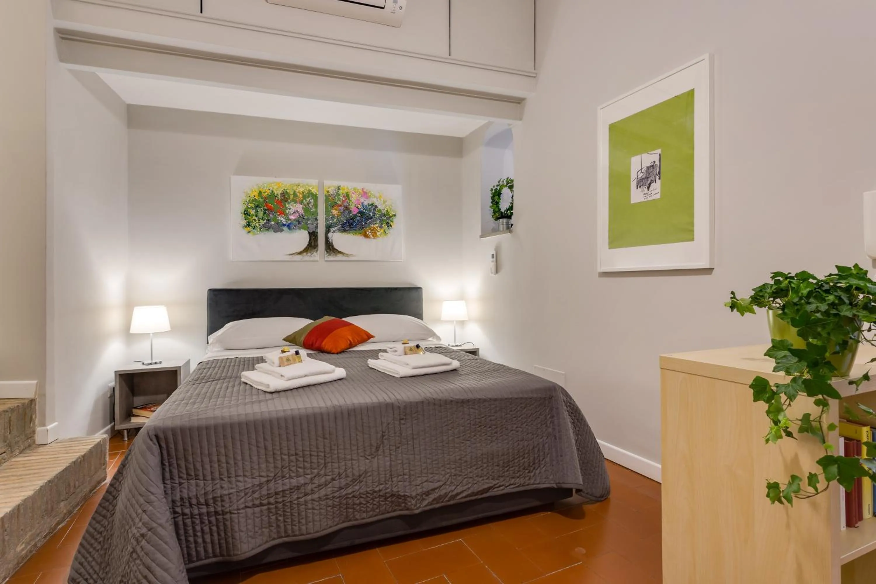 Photo of the whole room, Bed in Rome as you feel - Grotta Pinta apartments