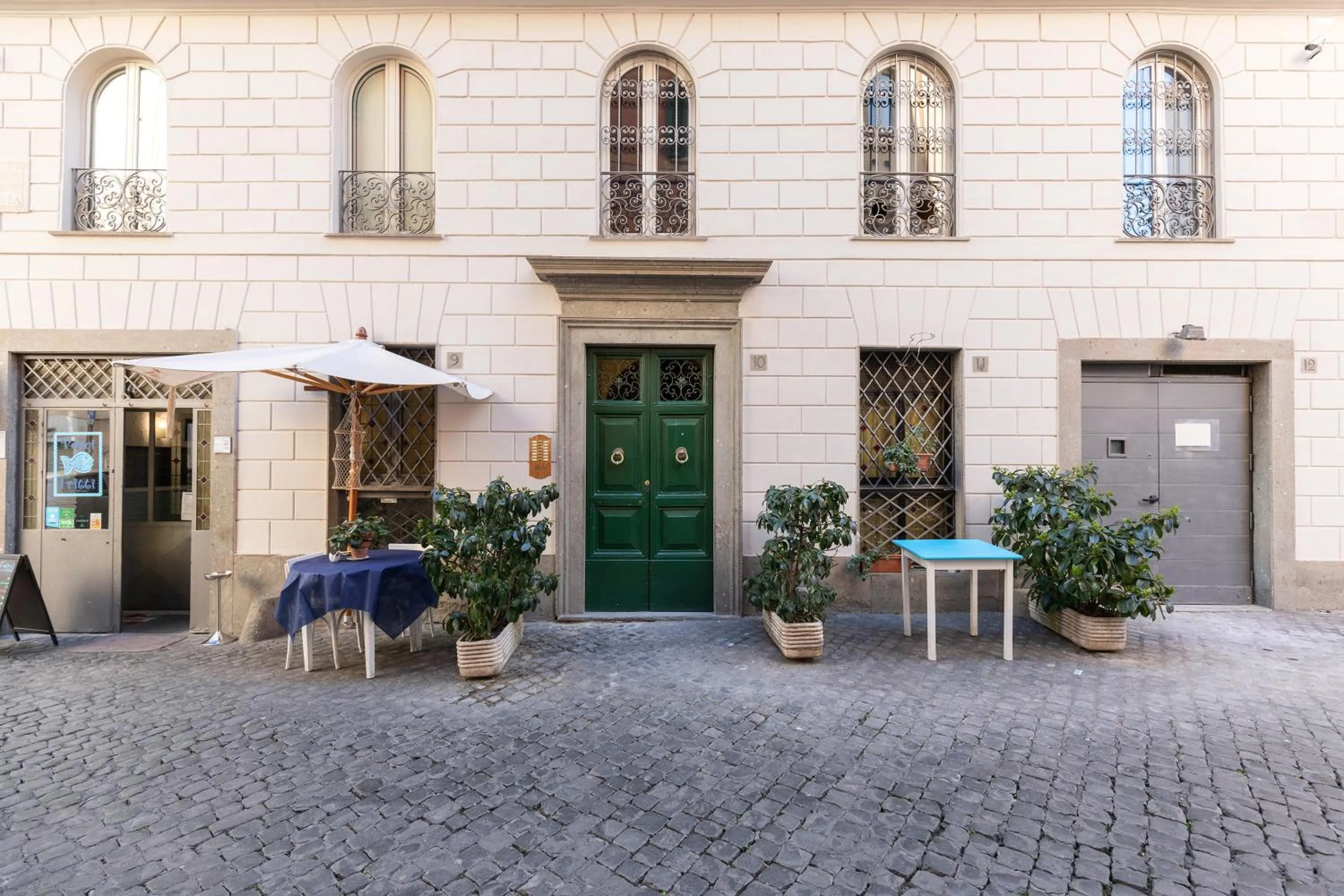 Property building in Rome as you feel - Grotta Pinta apartments