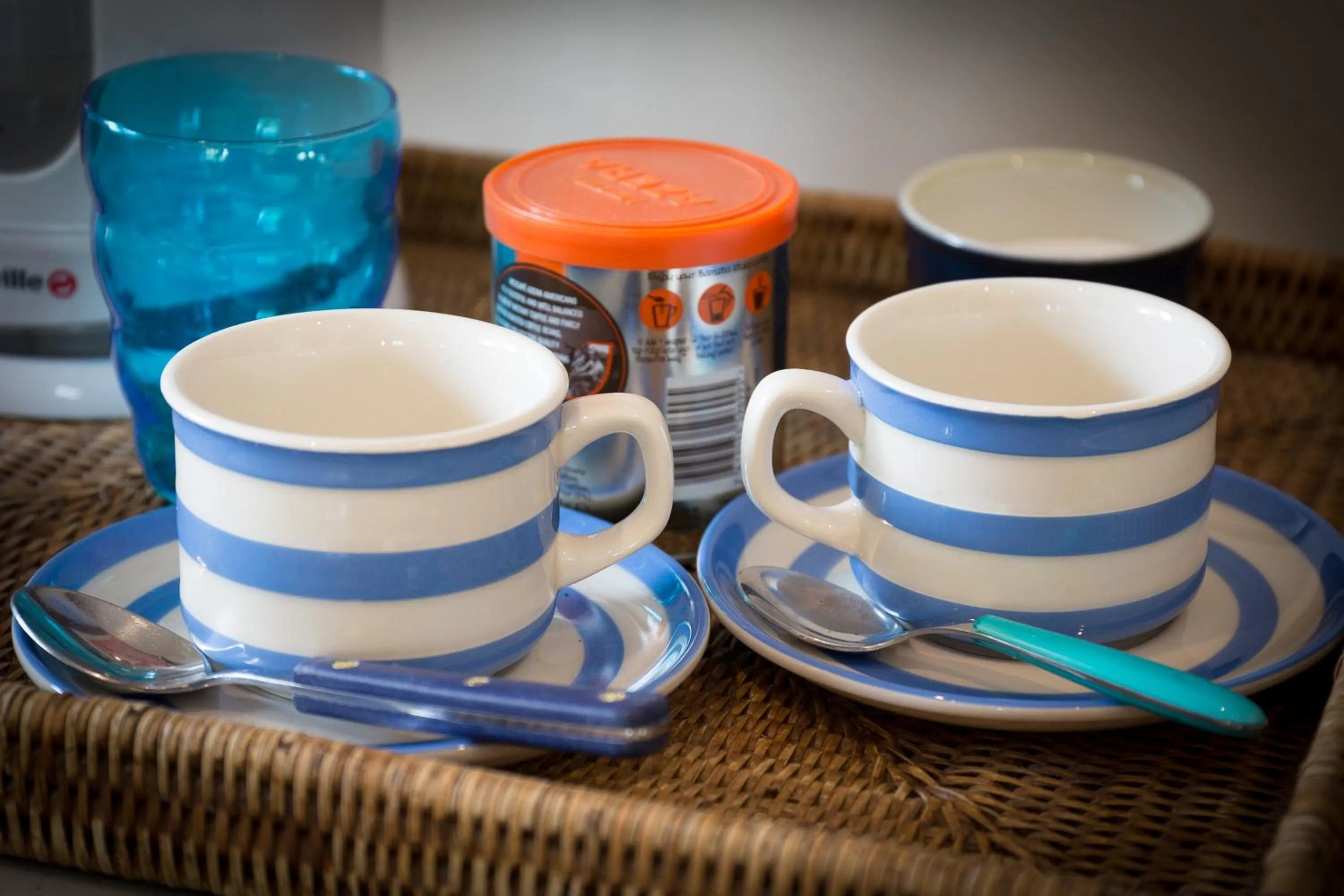 Coffee/tea facilities in Church End Cottage