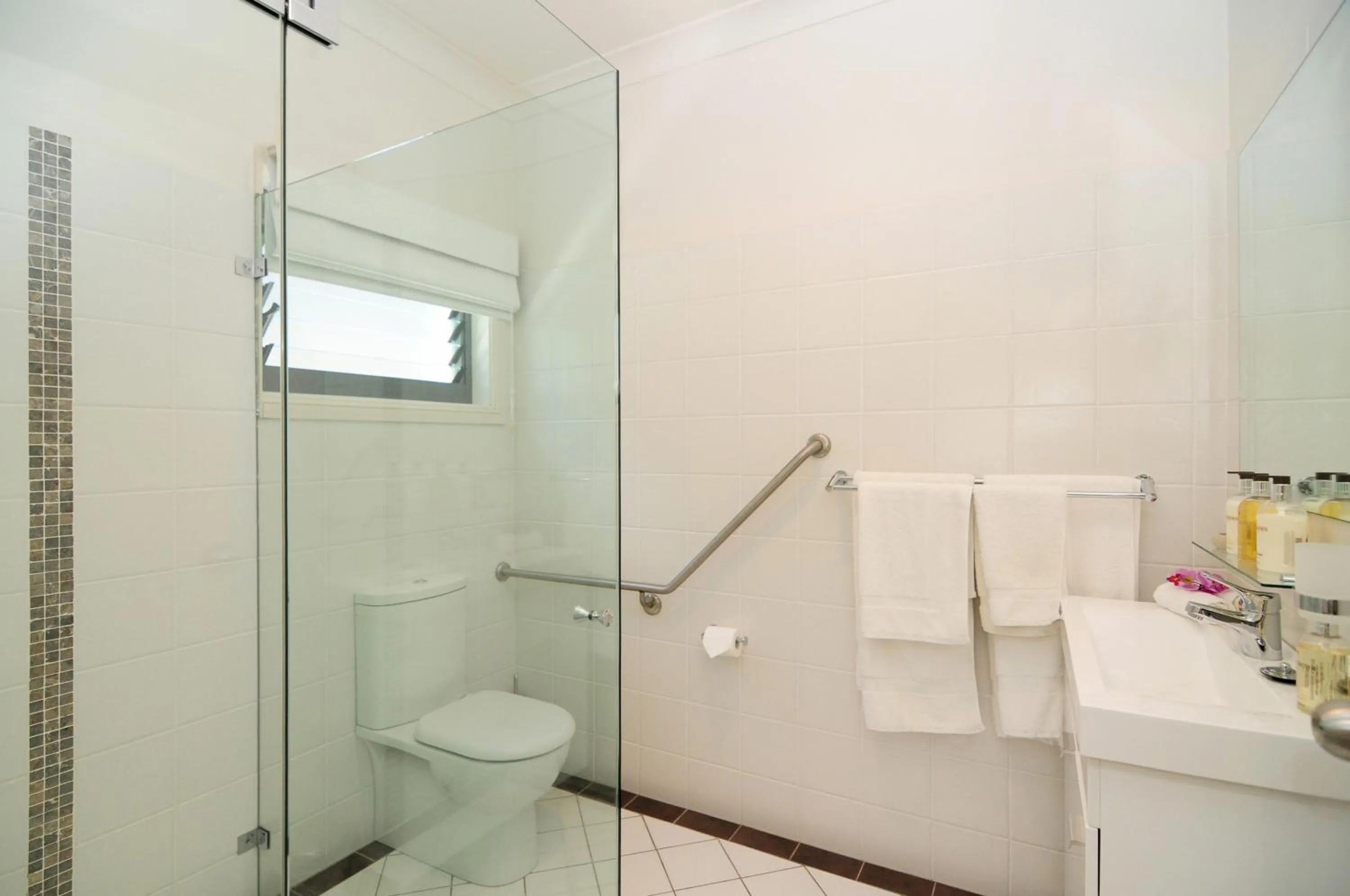 Bathroom in CeeSpray - Accommodation in Huskisson - Jervis Bay