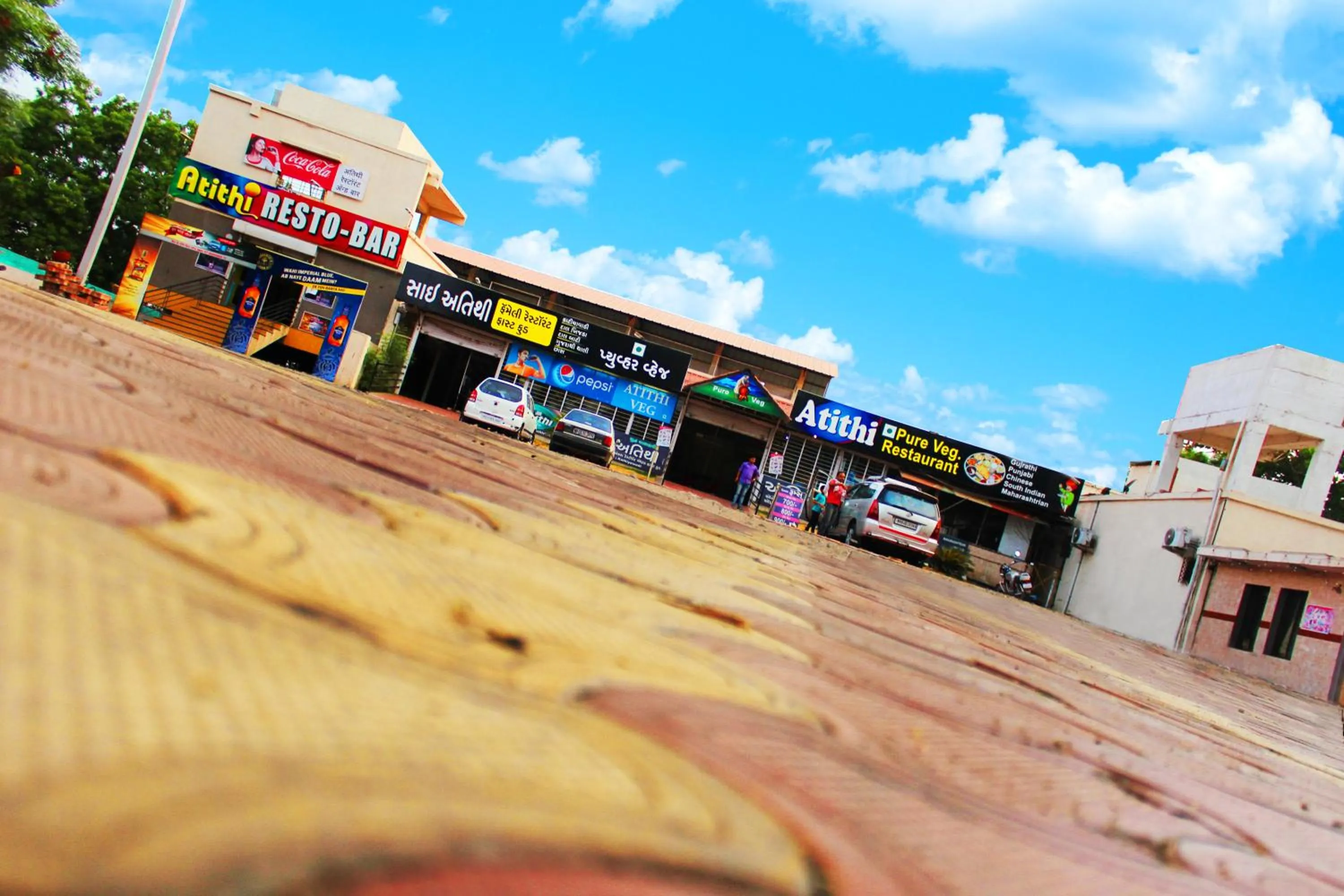 Restaurant/places to eat in Sai Atithi Resort