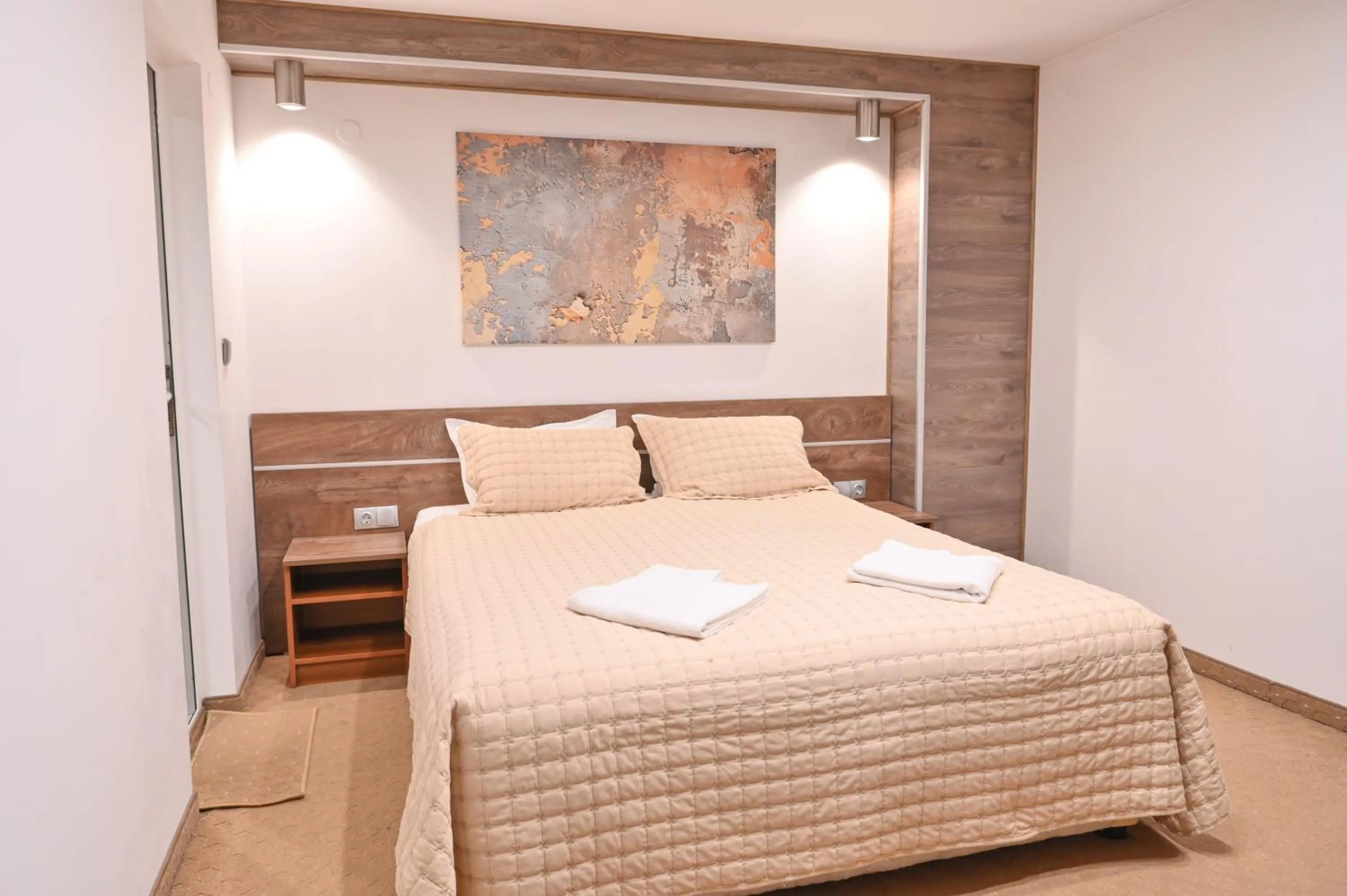 Hotel Rothmans-Breakfast - Free parking - Lobby