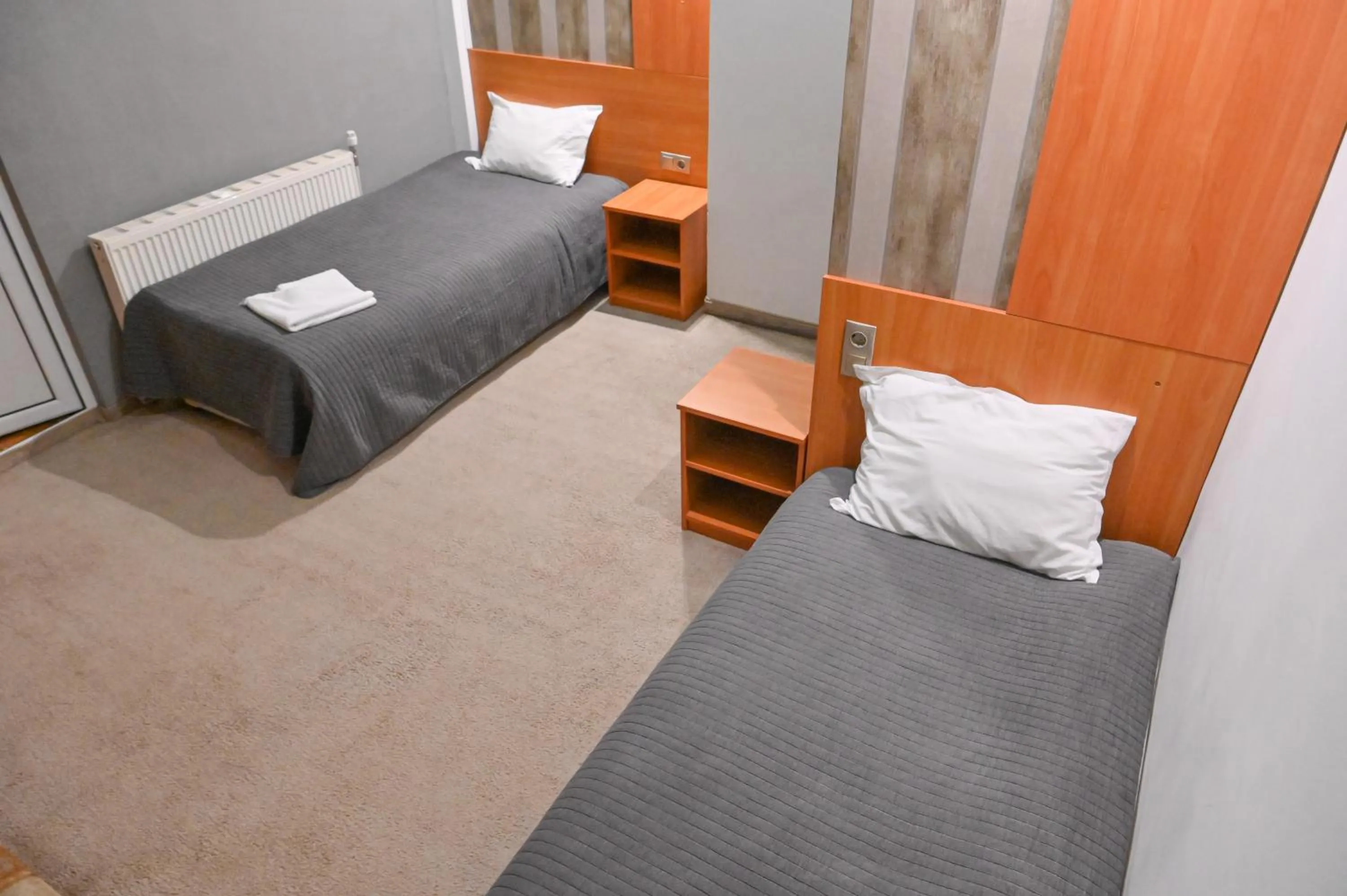 Hotel Rothmans-Breakfast - Free parking - Lobby