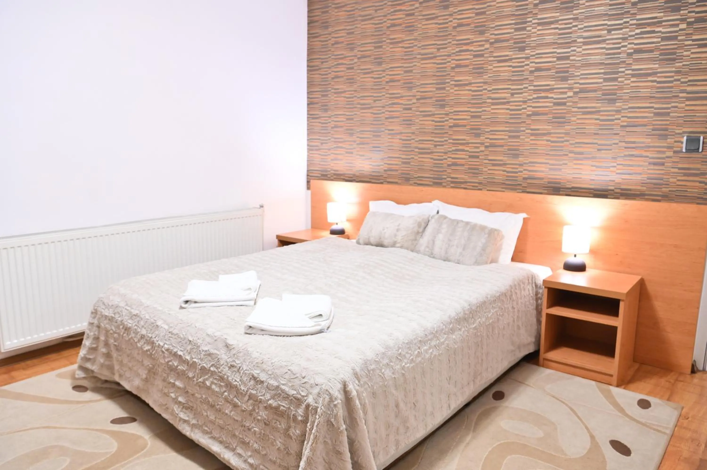 Hotel Rothmans-Breakfast - Free parking - Lobby